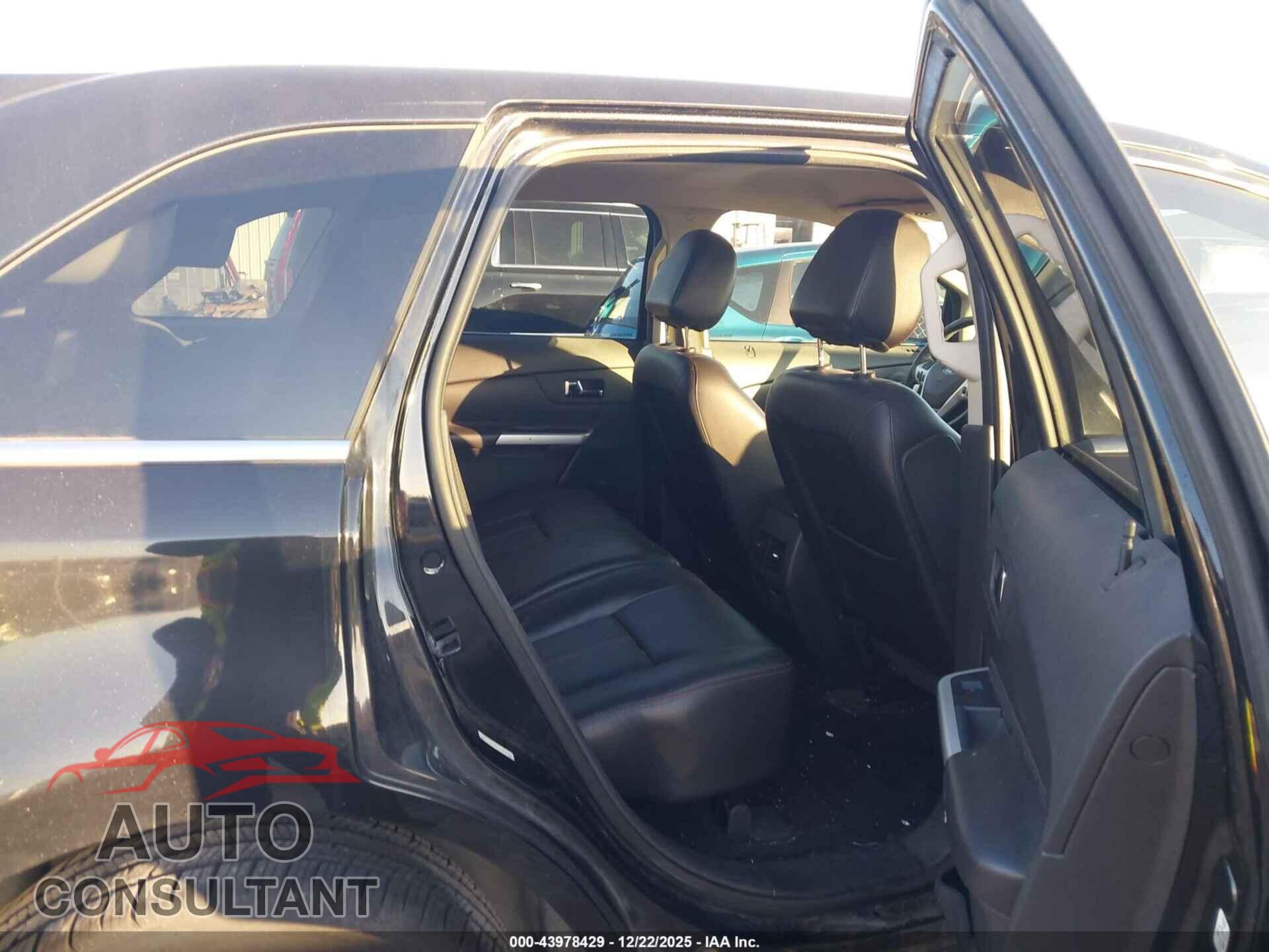 FORD EDGE 2013 - 2FMDK3KC8DBB22013