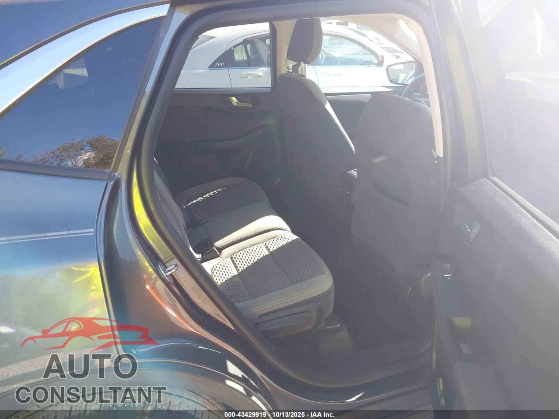 FORD ESCAPE 2020 - 1FMCU9G61LUA96813