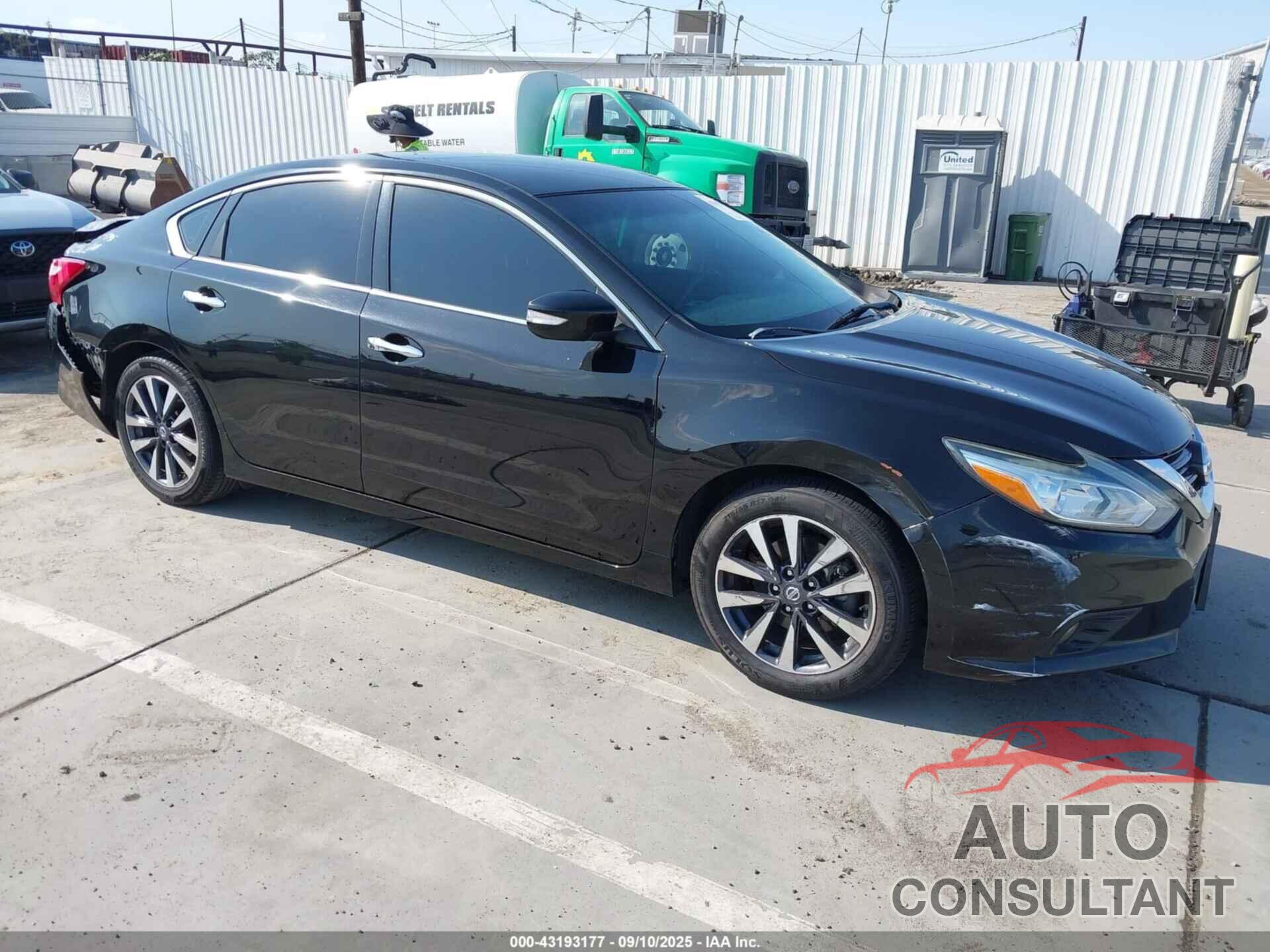 NISSAN ALTIMA 2017 - 1N4AL3AP6HC233566
