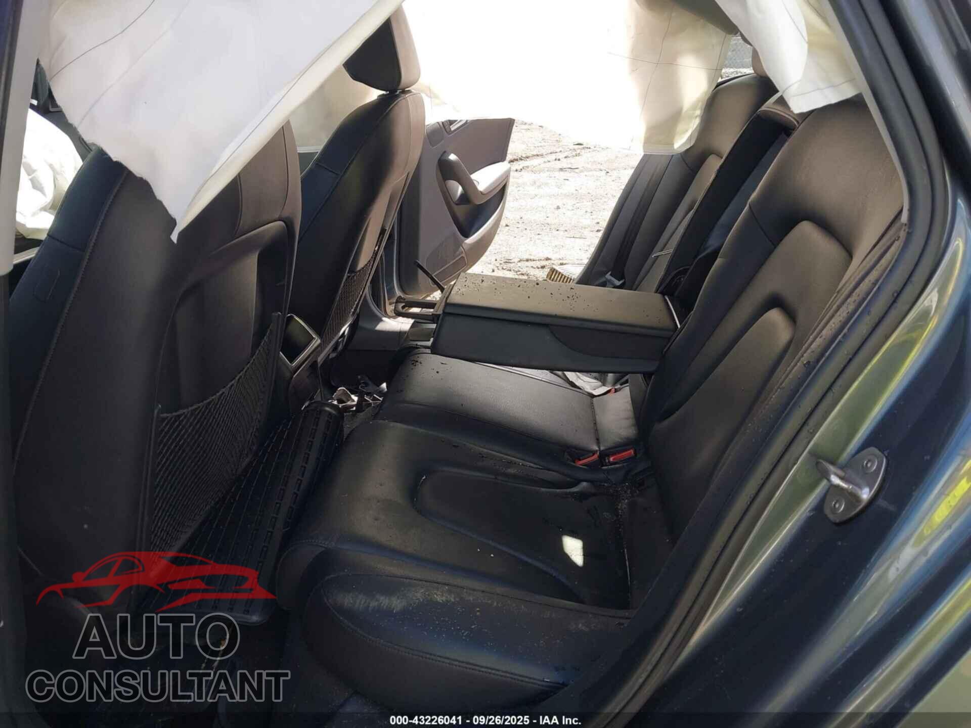 AUDI A4 2013 - WAUBFAFL6DN032701