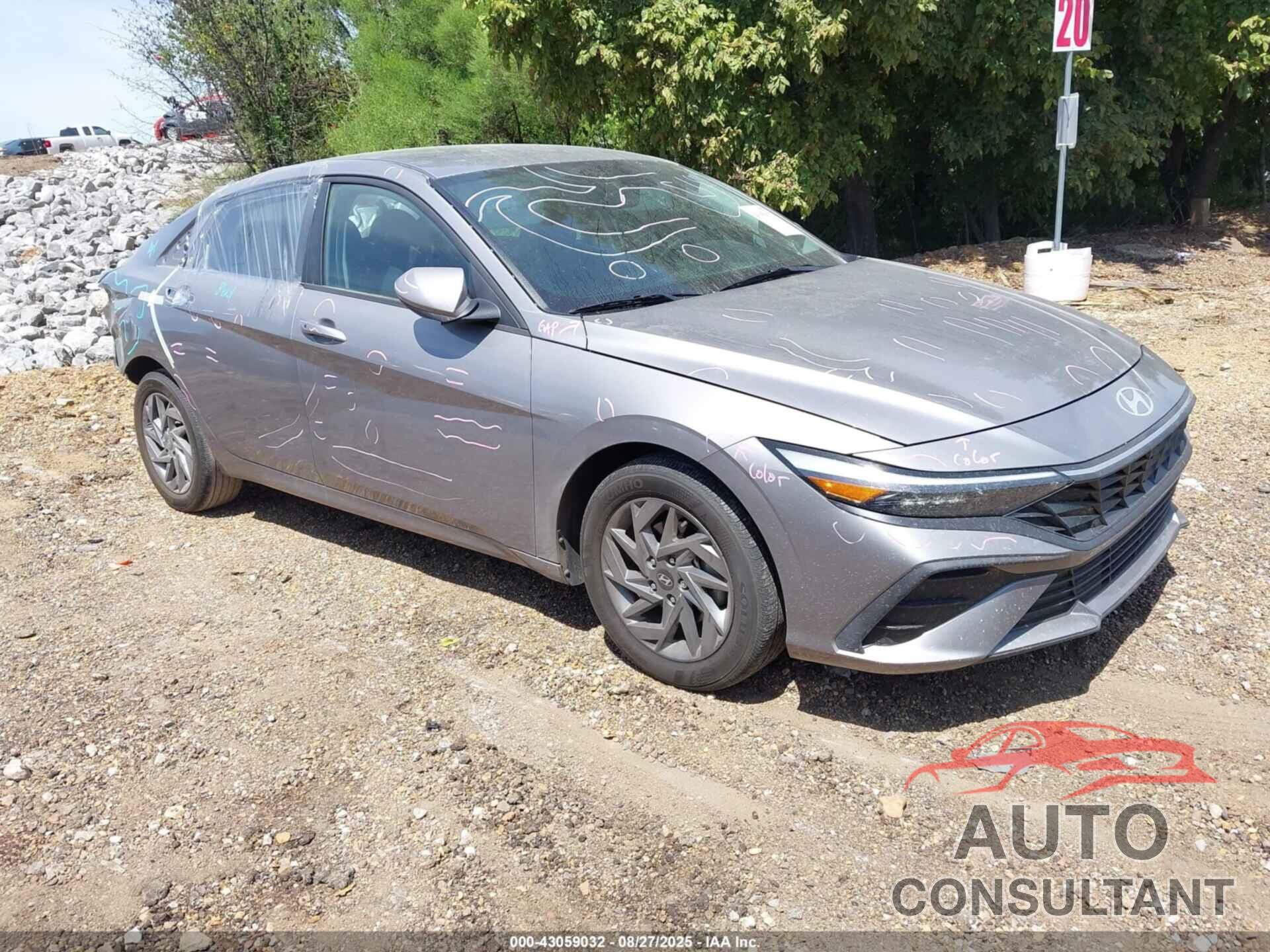 HYUNDAI ELANTRA 2024 - KMHLM4DG1RU725821