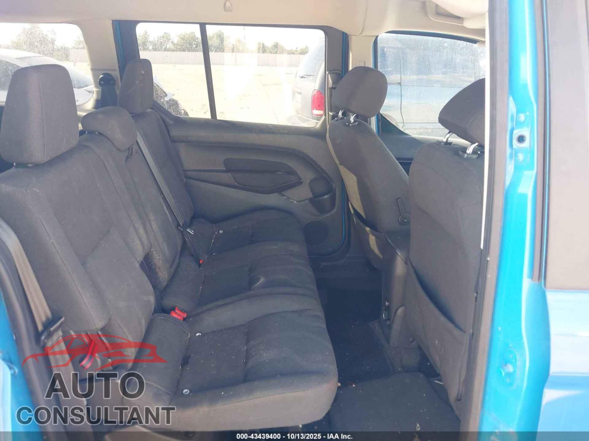 FORD TRANSIT CONNECT 2017 - NM0GE9F75H1299786