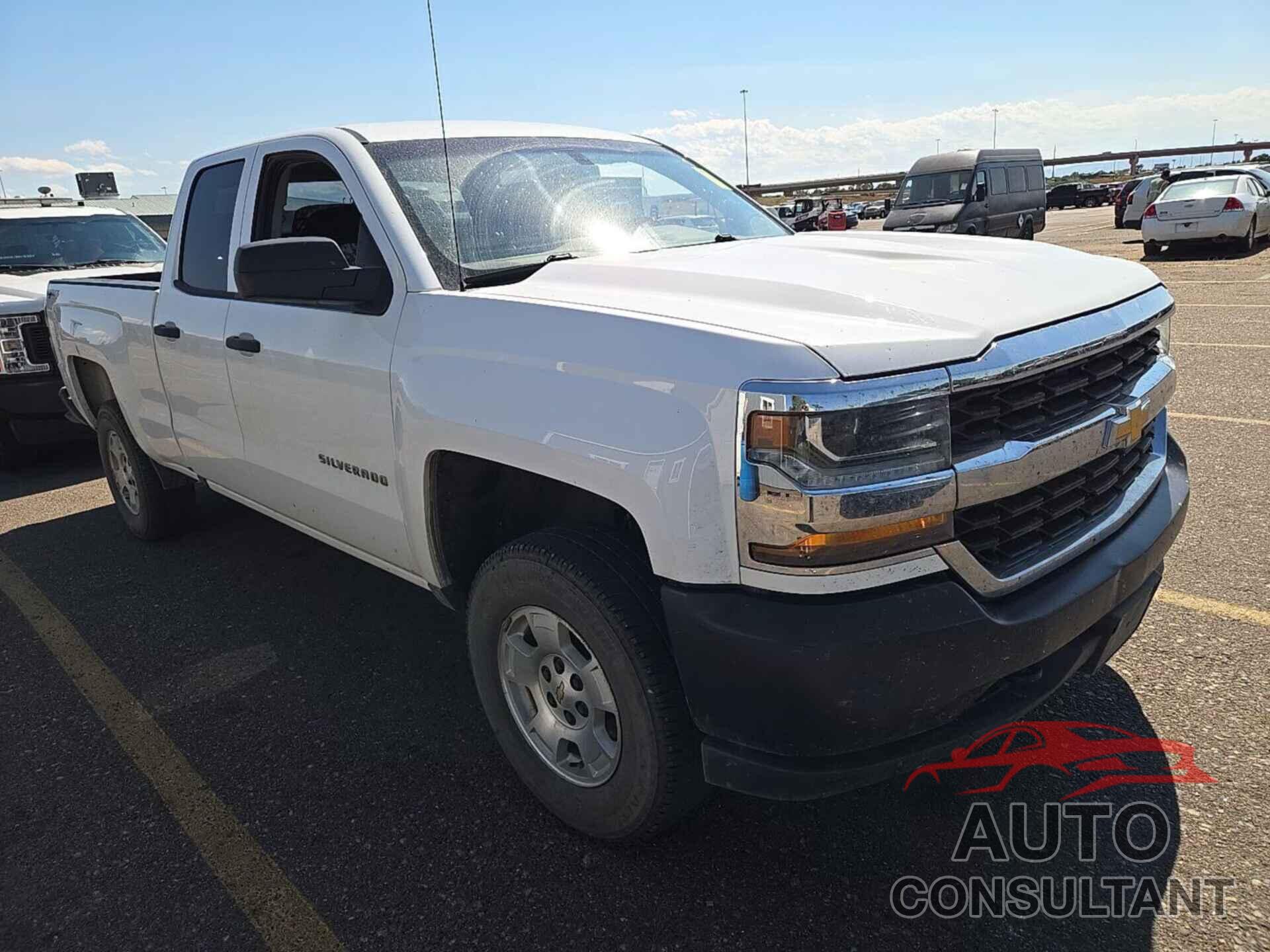 CHEVROLET SILVERADO 2018 - 1GCVKNEC7JZ222967