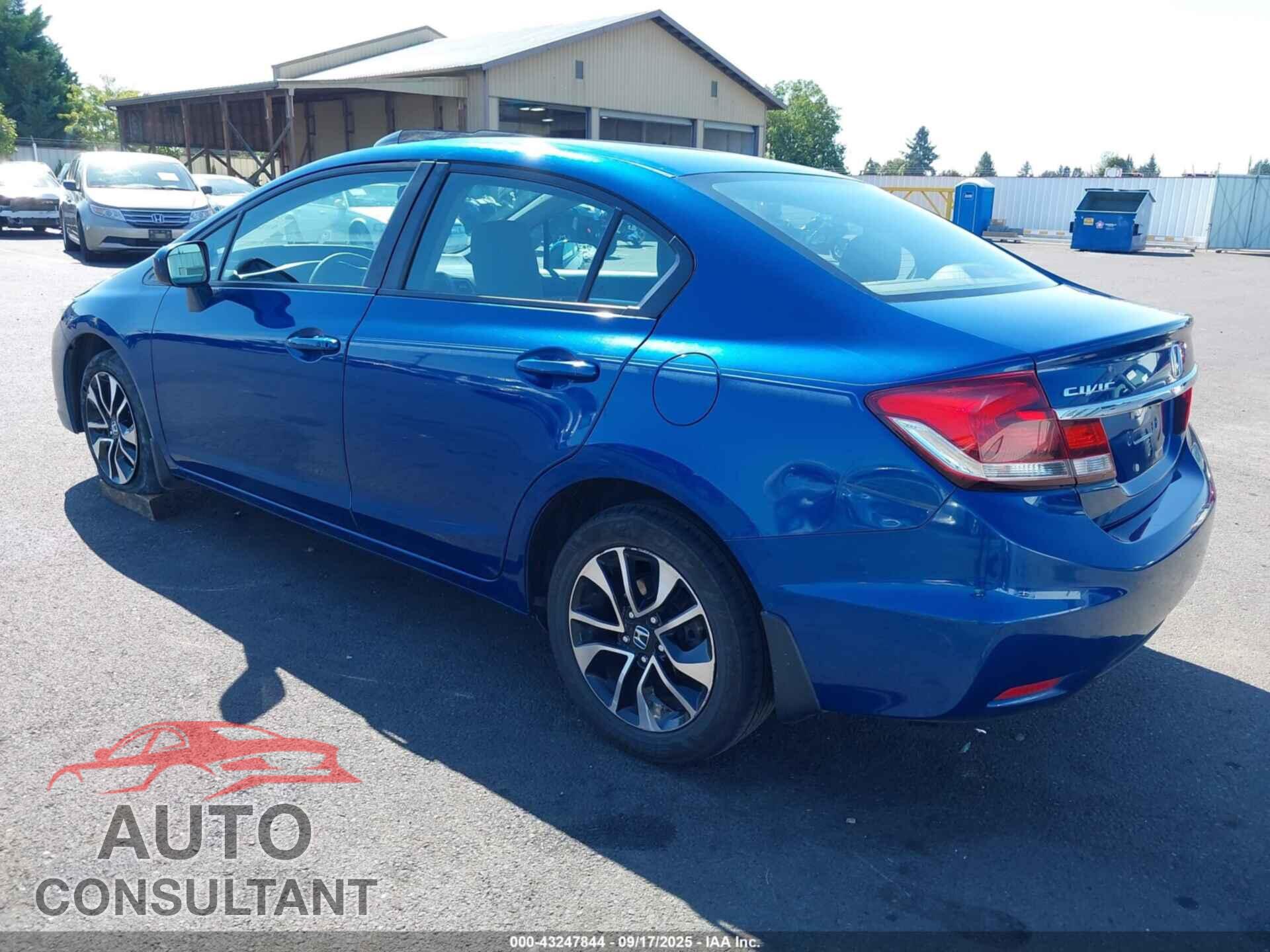 HONDA CIVIC 2015 - 2HGFB2F83FH557357