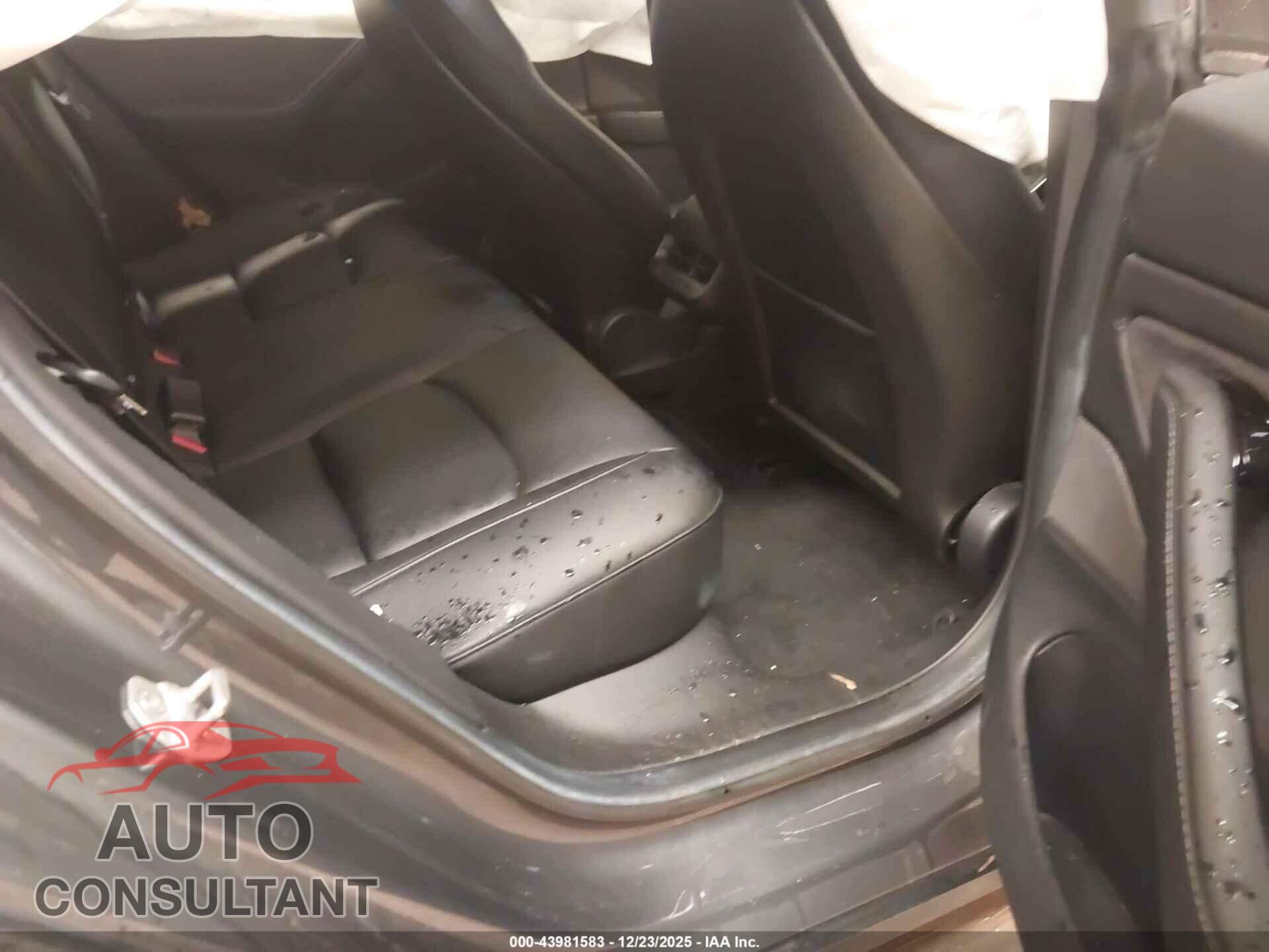 TESLA MODEL 3 2018 - 5YJ3E1EA9JF019087