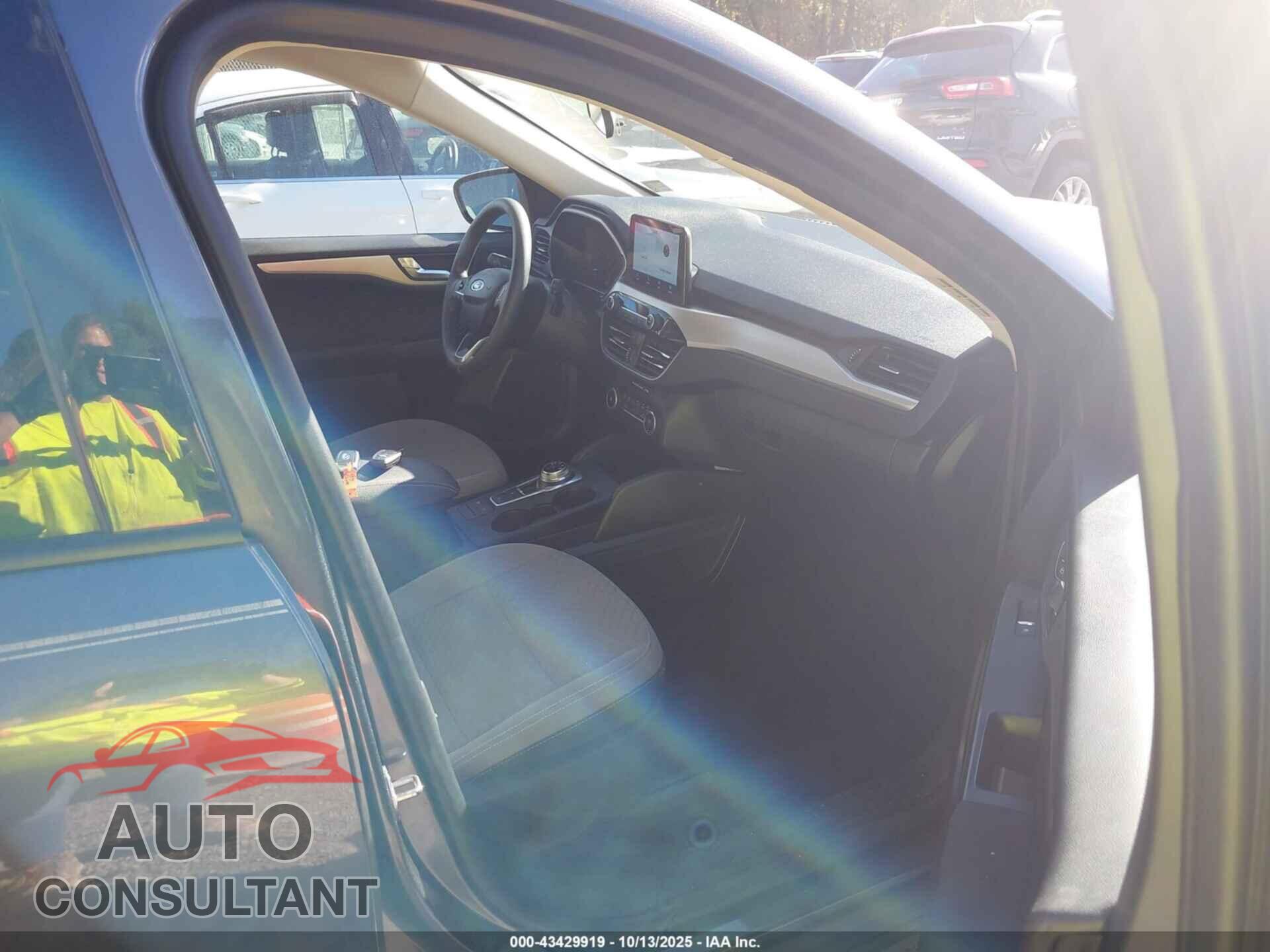 FORD ESCAPE 2020 - 1FMCU9G61LUA96813
