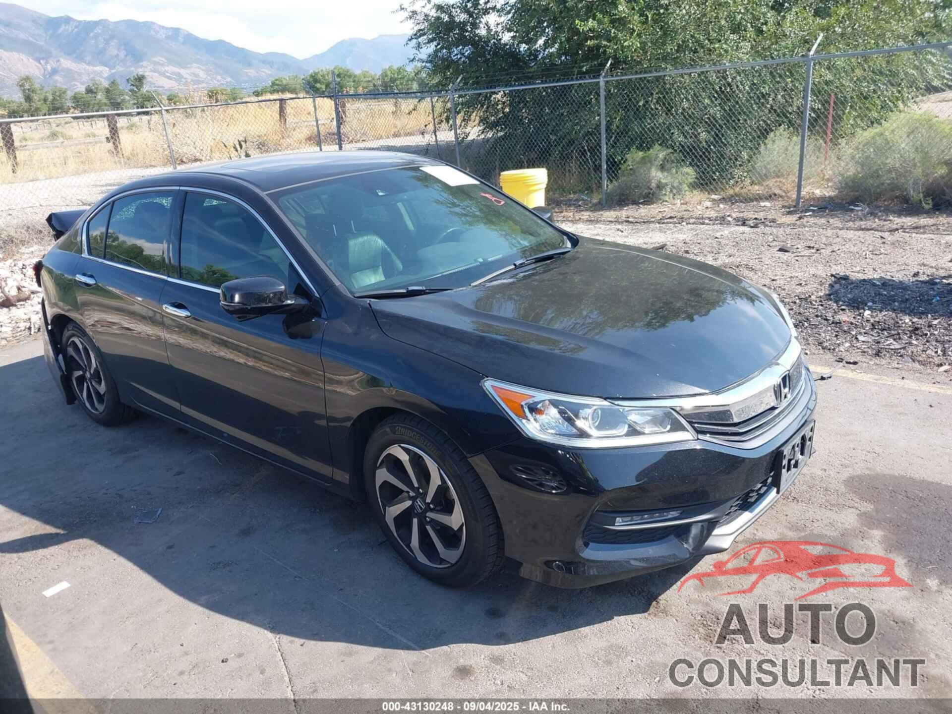 HONDA ACCORD 2016 - 1HGCR3F05GA008693