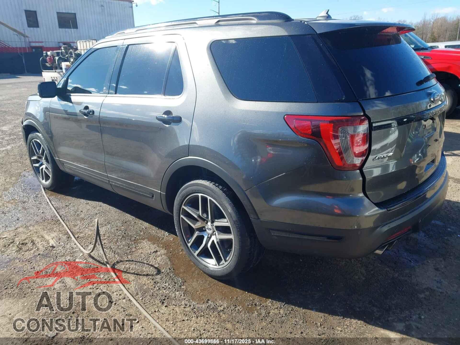 FORD EXPLORER 2018 - 1FM5K8GT1JGB27455