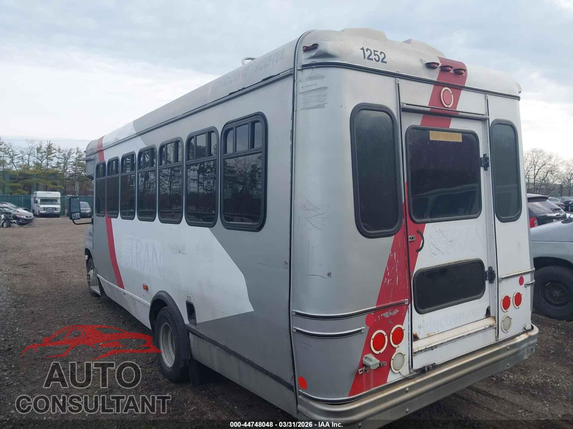 FORD E-450 CUTAWAY 2012 - 1FDFE4FSXCDB30176