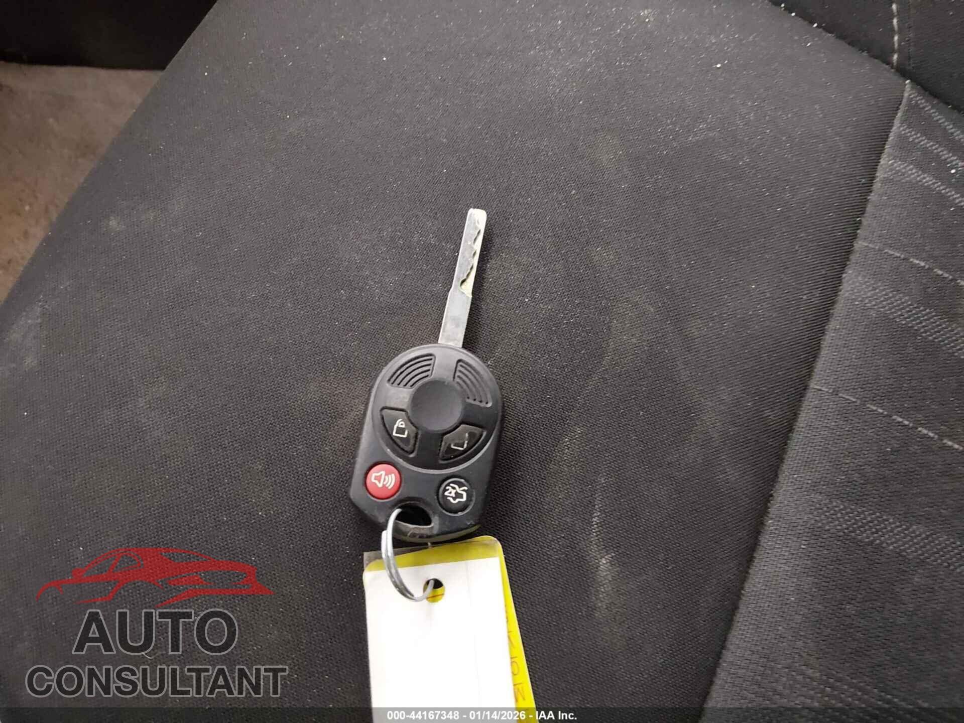 FORD FOCUS 2017 - 1FADP3F28HL278636