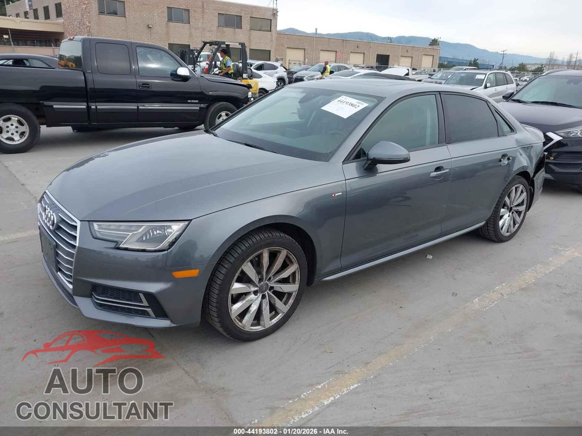 AUDI A4 2018 - WAUKMAF49JA065824