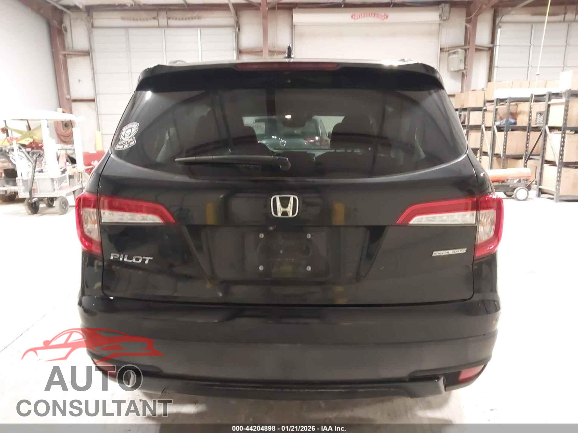 HONDA PILOT 2021 - 5FNYF5H24MB036009