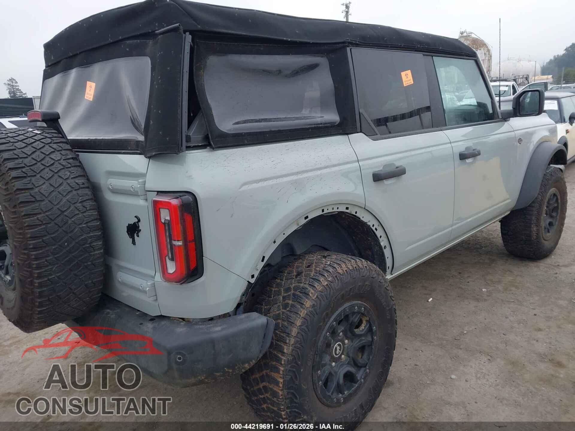 FORD BRONCO 2023 - 1FMEE5DP8PLC10314