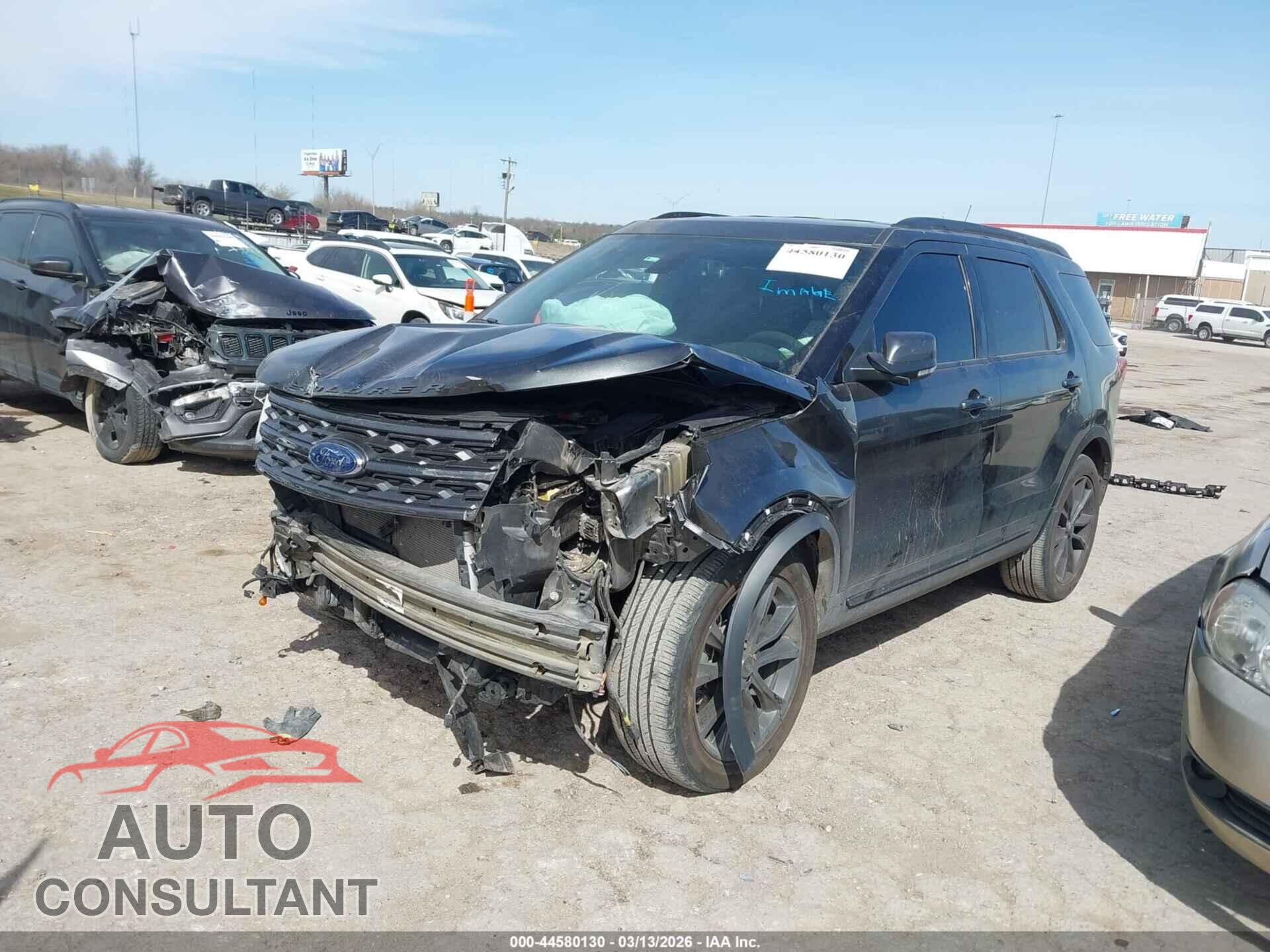 FORD EXPLORER 2018 - 1FM5K7D88JGB30492