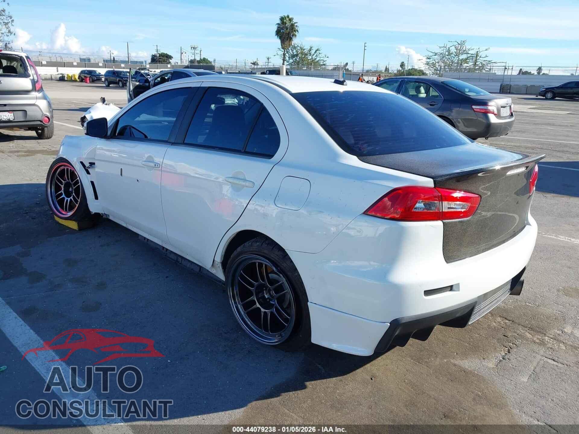 MITSUBISHI LANCER EVOLUTION 2015 - JA32W8FV2FU018220