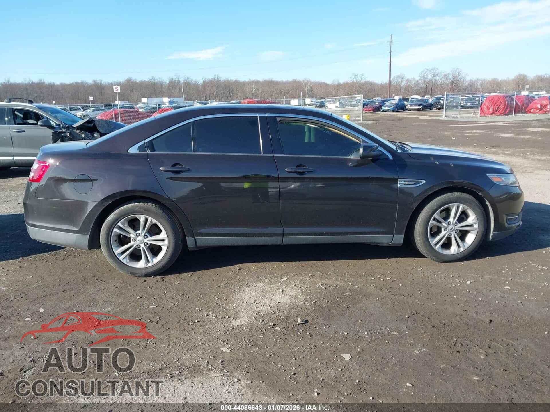 FORD TAURUS 2013 - 1FAHP2E85DG224540