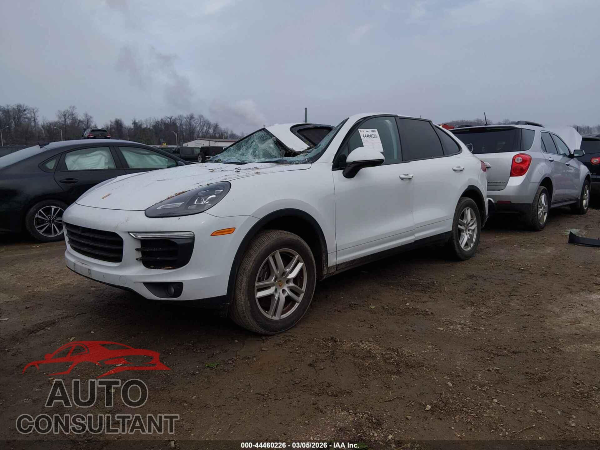 PORSCHE CAYENNE 2016 - WP1AA2A22GKA14931
