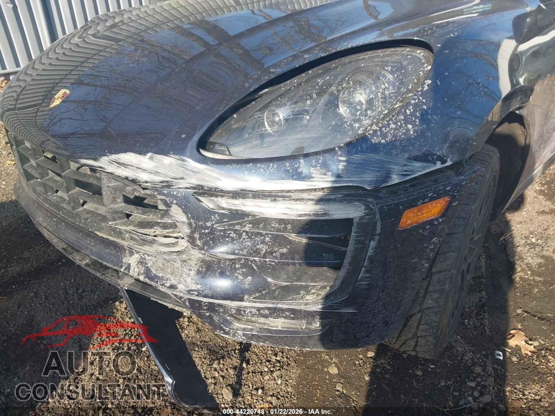 PORSCHE MACAN 2017 - WP1AG2A58HLB52655