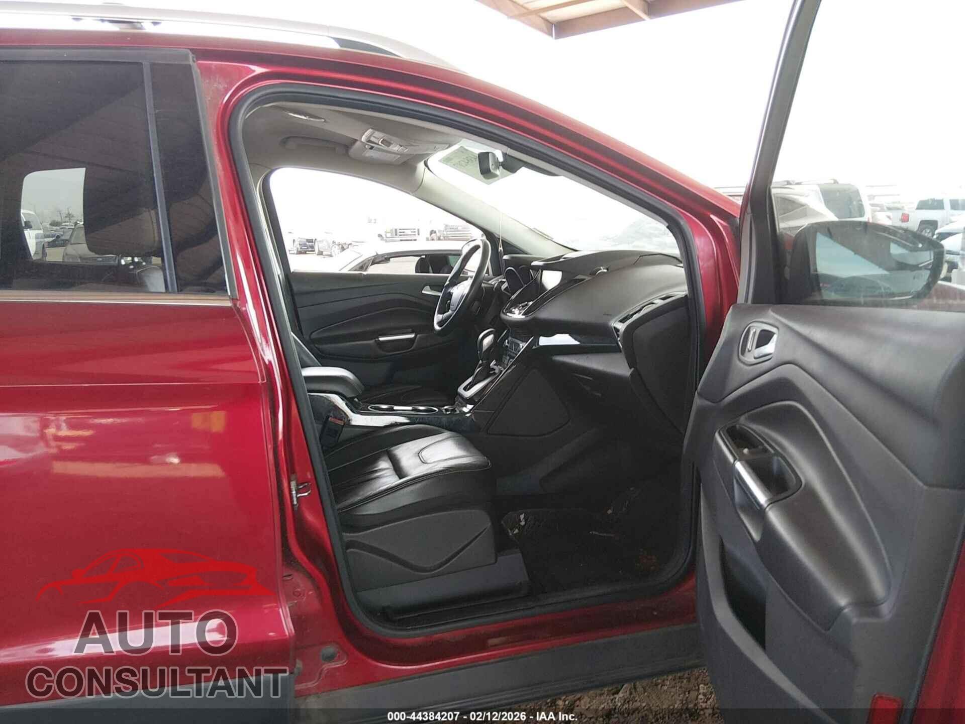 FORD ESCAPE 2013 - 1FMCU9J92DUA07268