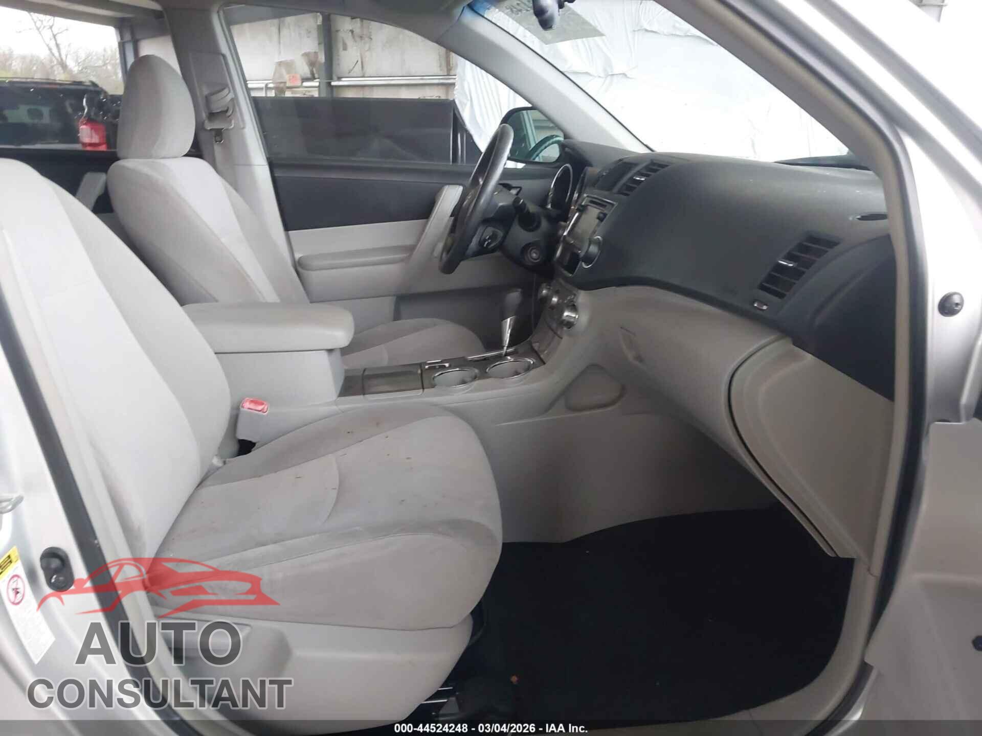 TOYOTA HIGHLANDER 2013 - 5TDZK3EH8DS140947