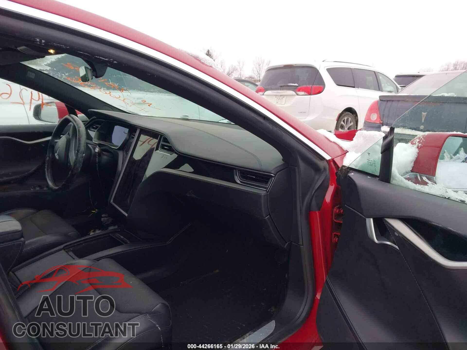 TESLA MODEL S 2018 - 5YJSA1E26JF281732
