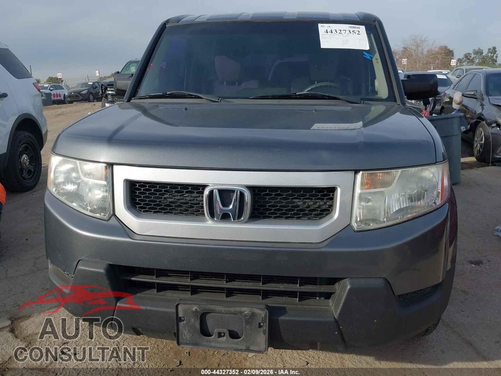 HONDA ELEMENT 2011 - 5J6YH2H33BL002049