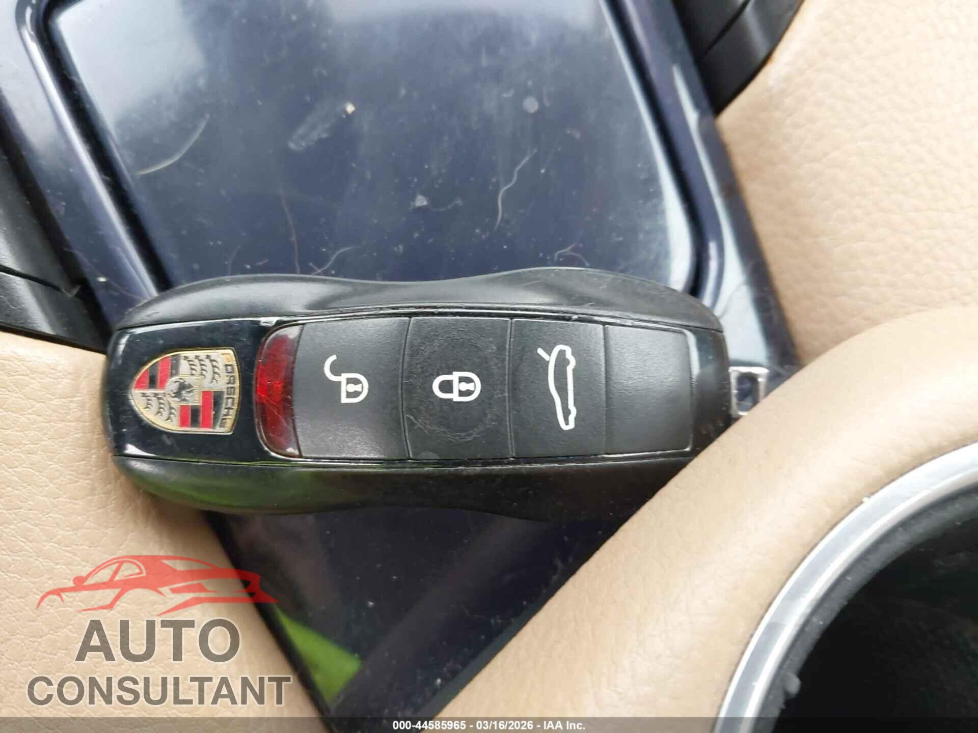 PORSCHE PANAMERA 2016 - WP0AA2A73GL007218