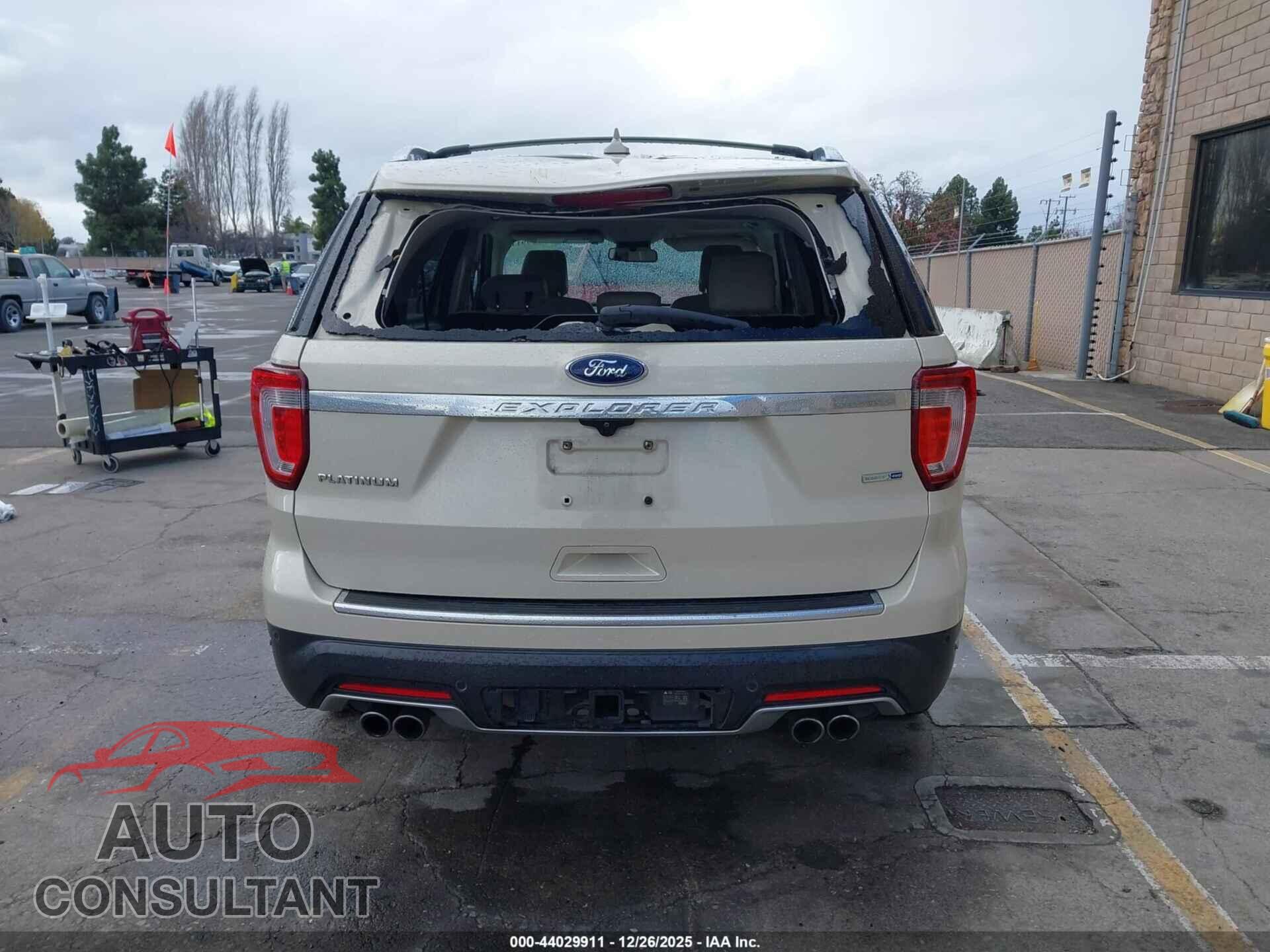 FORD EXPLORER 2018 - 1FM5K8HT1JGB18429