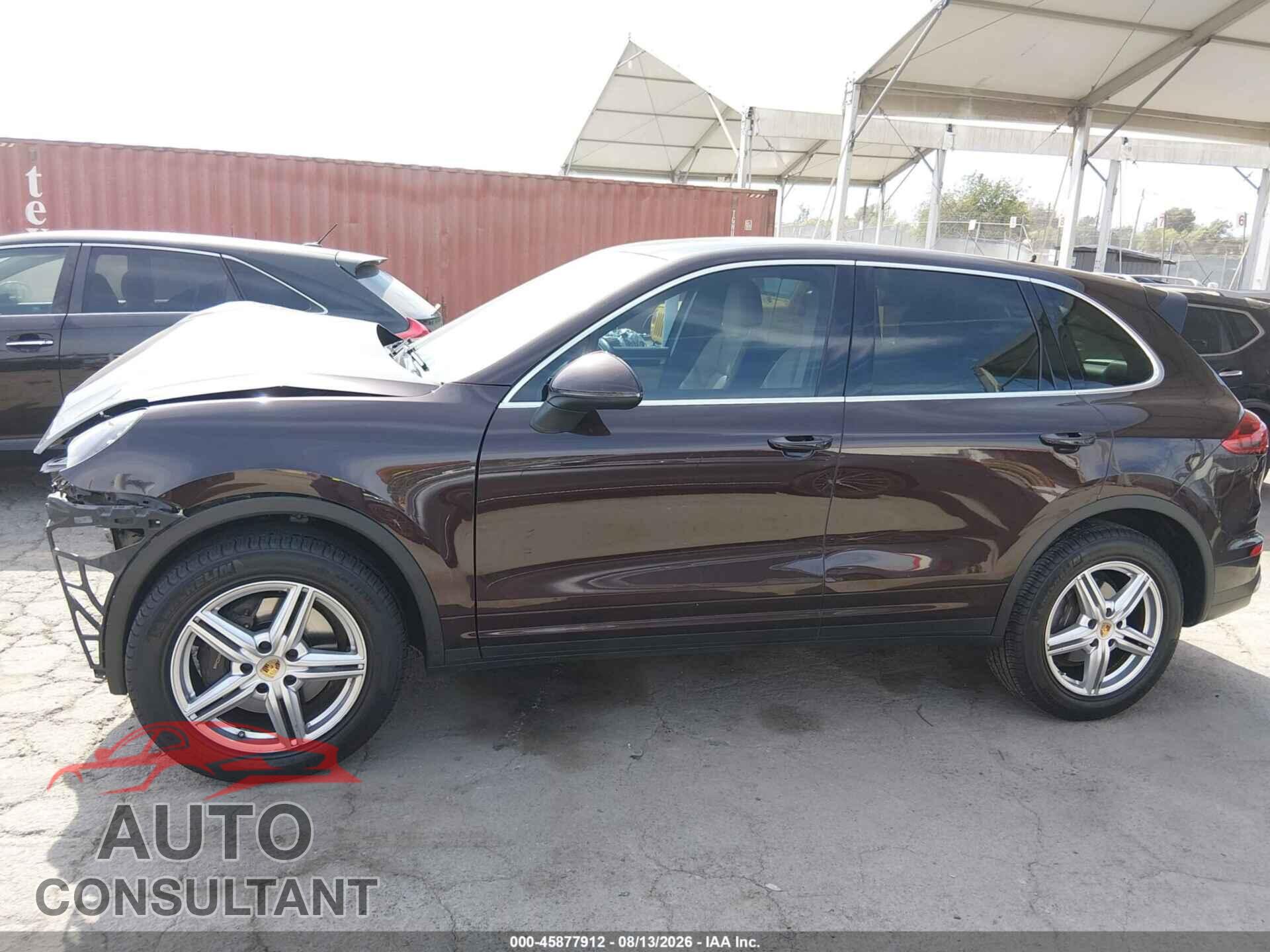 PORSCHE CAYENNE 2016 - WP1AA2A25GLA01049