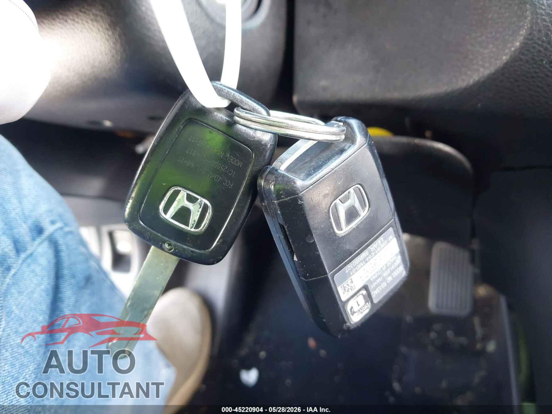 HONDA ACCORD 2014 - 1HGCR2F59EA001071