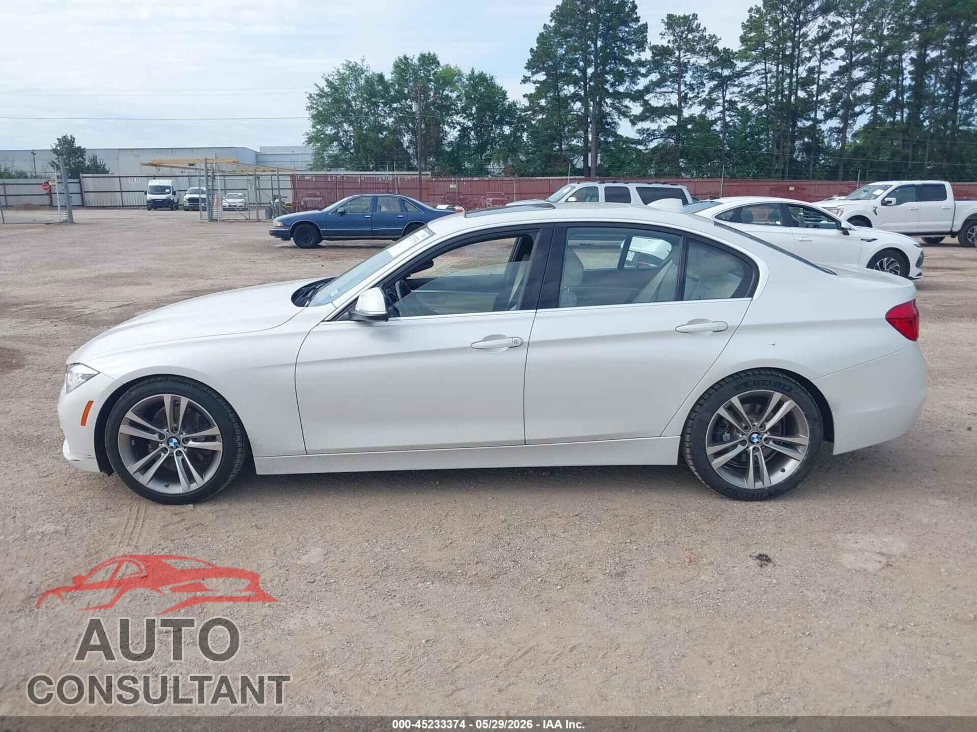 BMW 3 SERIES 2016 - WBA8E9C57GK648043