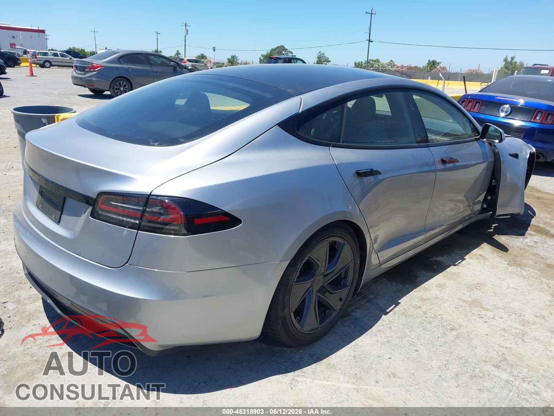 TESLA MODEL S 2026 - 5YJSA1E5XTF552353