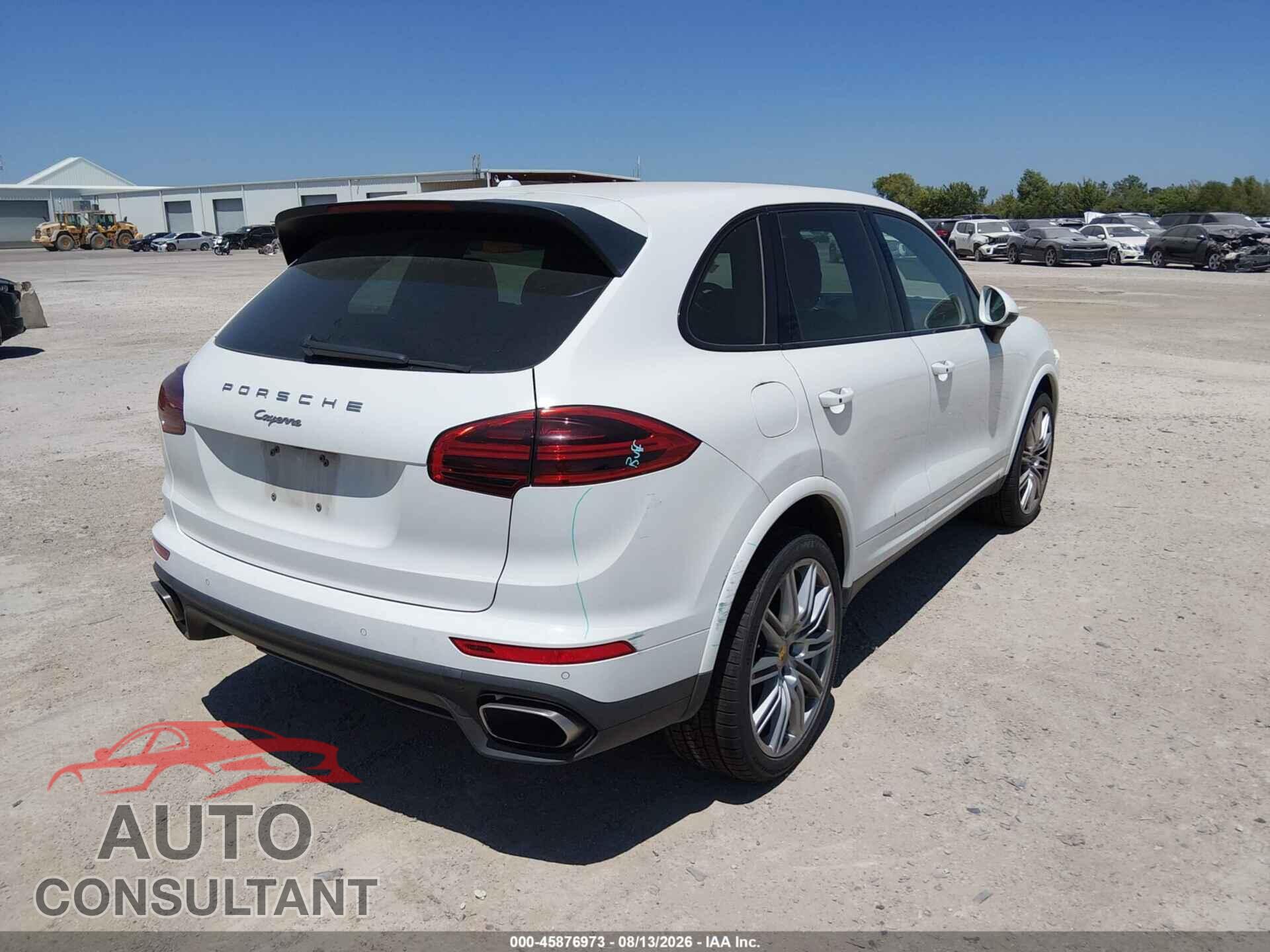 PORSCHE CAYENNE 2017 - WP1AA2A23HKA90627