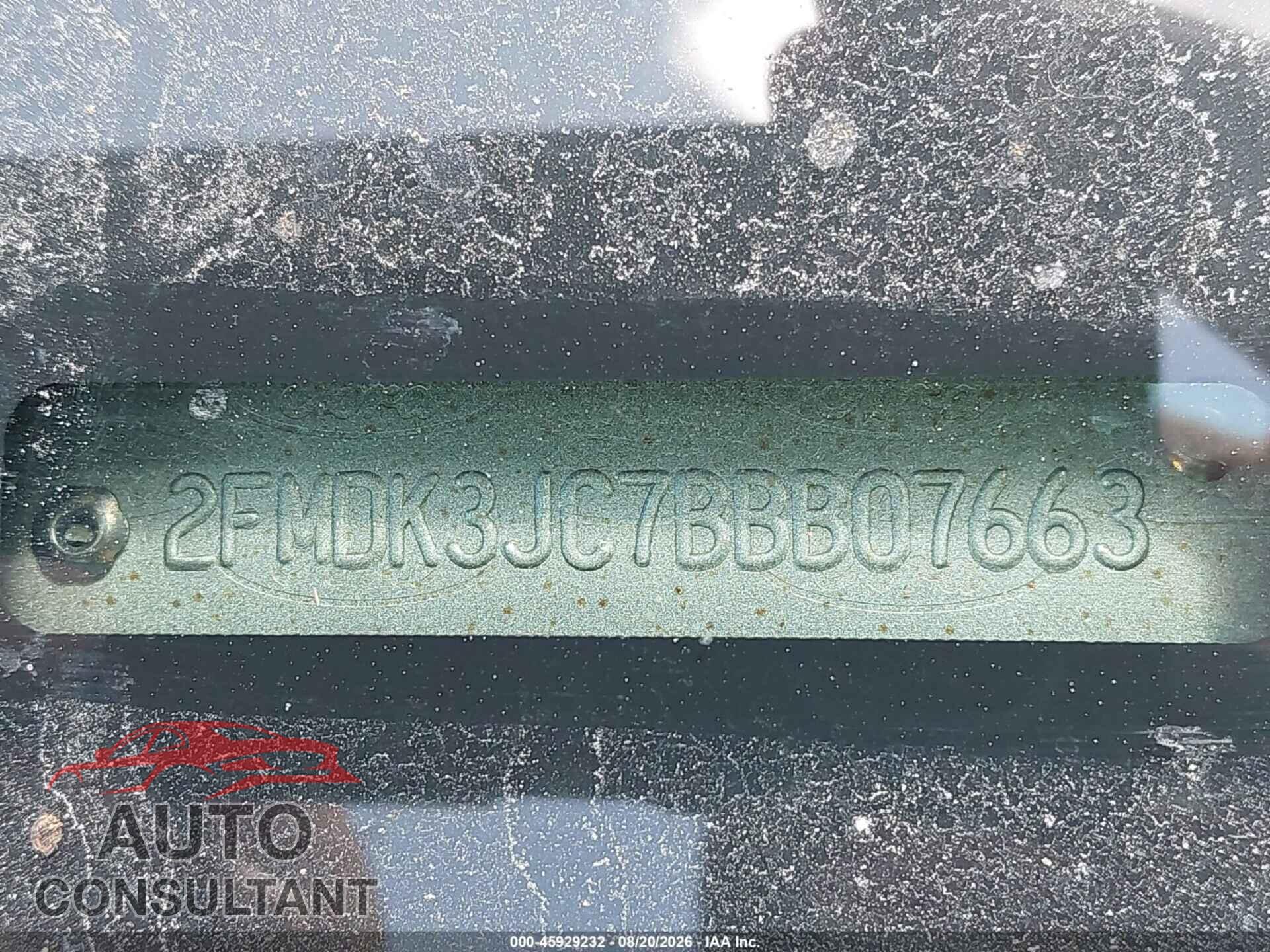 FORD EDGE 2011 - 2FMDK3JC7BBB07663