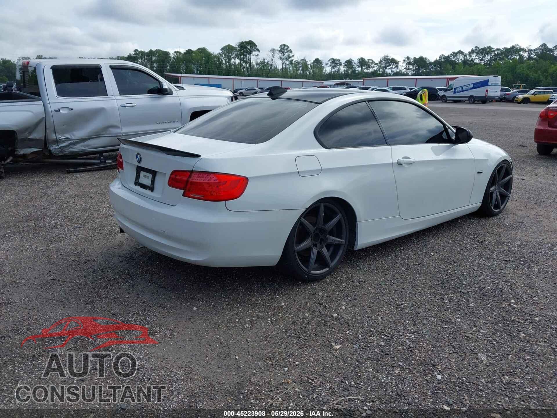 BMW 328I 2011 - WBAKE3C50BE441780
