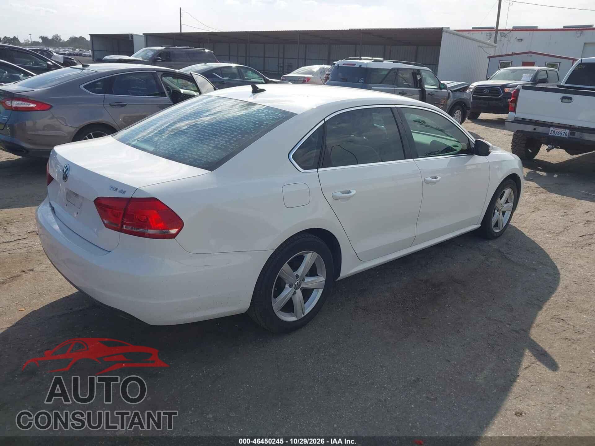 VOLKSWAGEN PASSAT 2015 - 1VWBV7A35FC056855