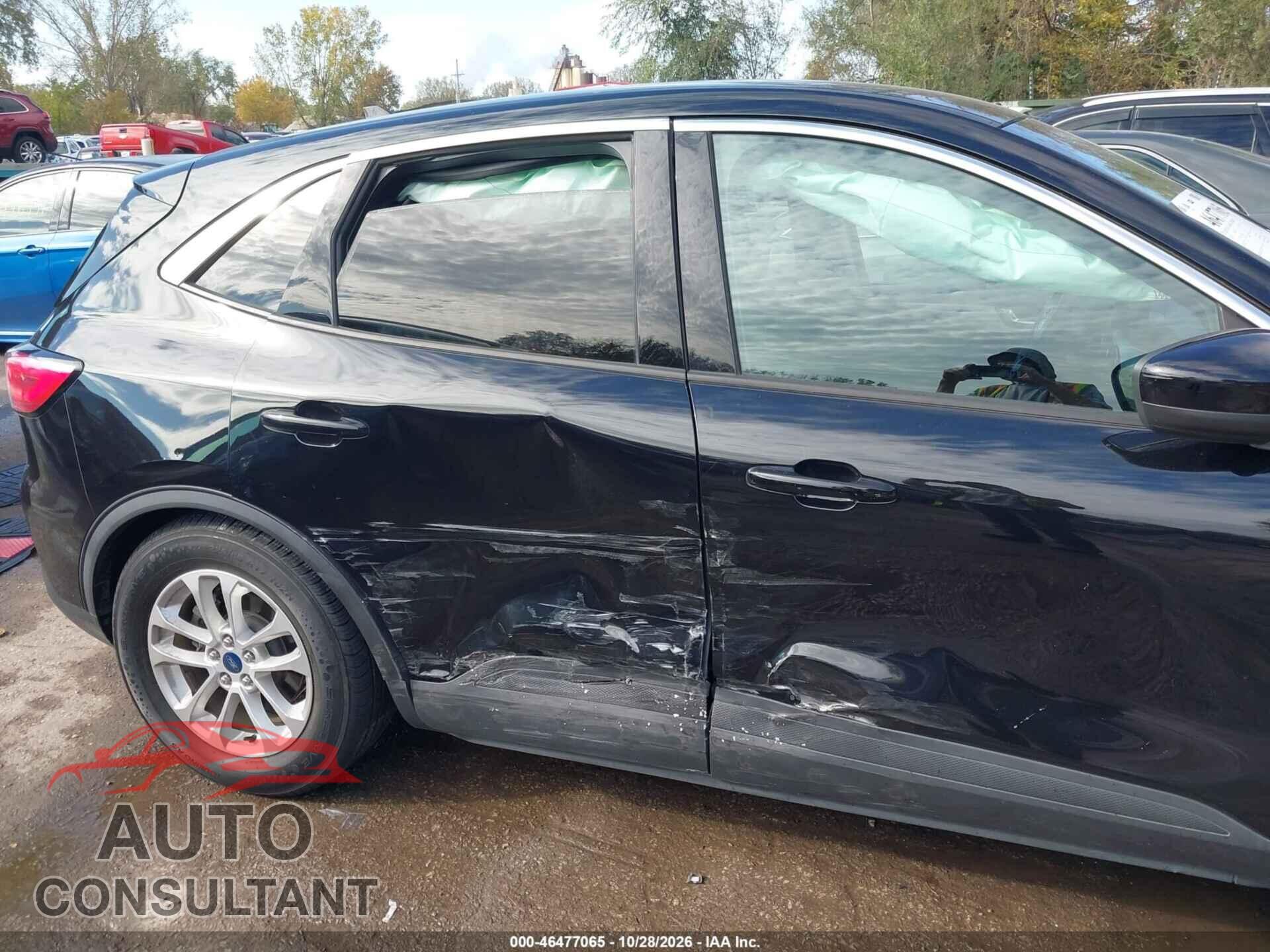 FORD ESCAPE 2020 - 1FMCU0G62LUA81684