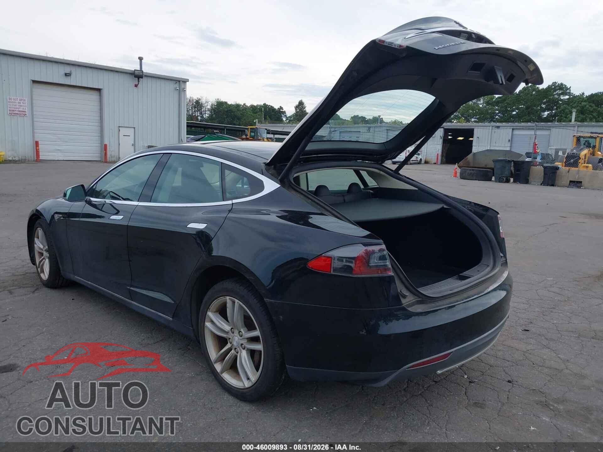 TESLA MODEL S 2013 - 5YJSA1CN1DFP25780