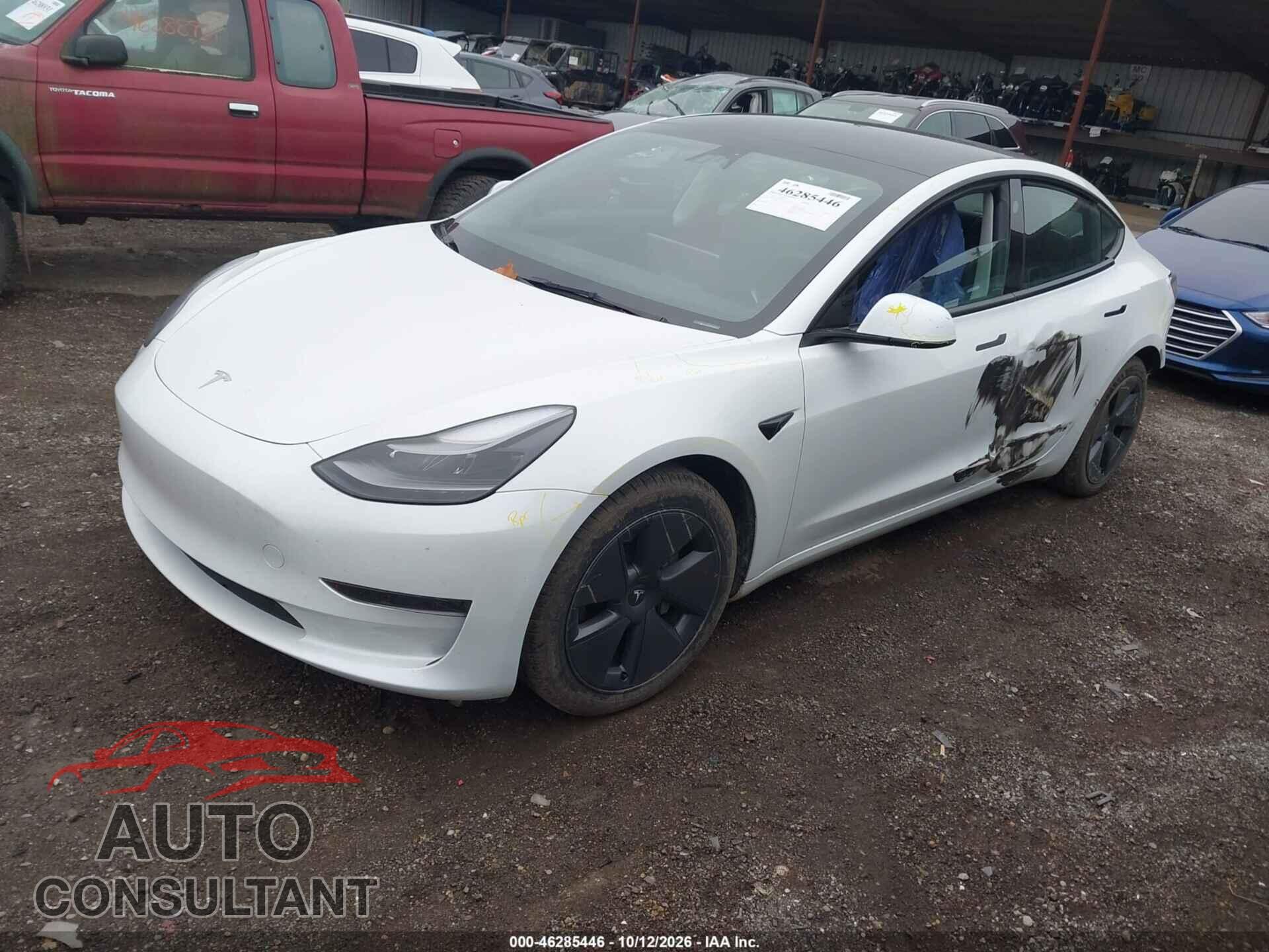 TESLA MODEL 3 2023 - 5YJ3E1EA8PF606275