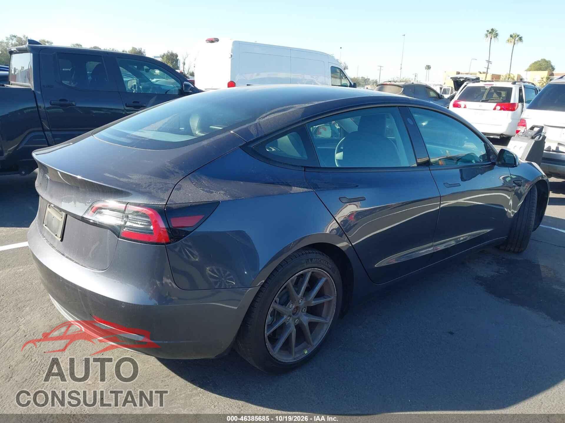 TESLA MODEL 3 2021 - 5YJ3E1EA0MF074743