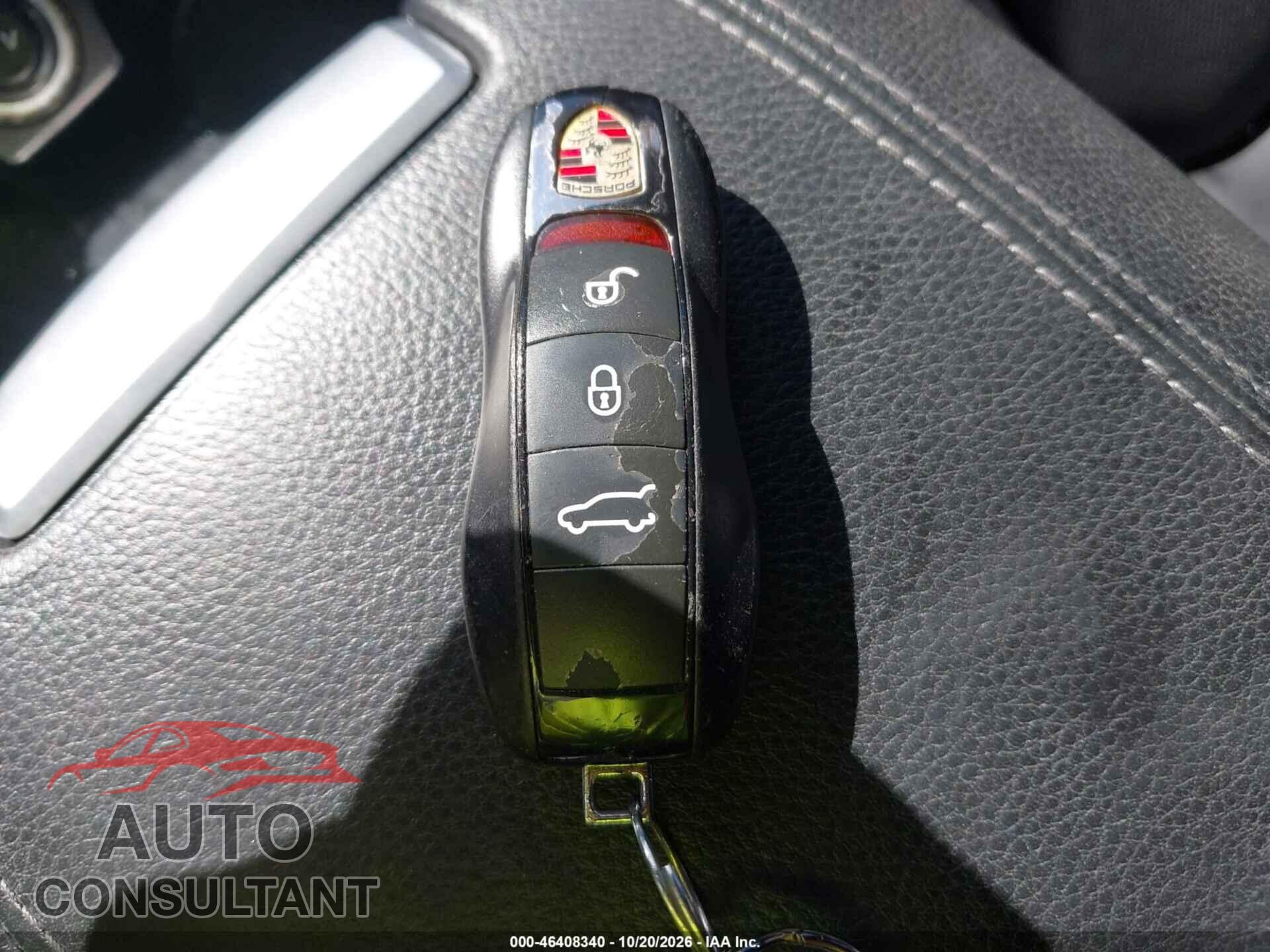 PORSCHE CAYENNE 2016 - WP1AA2A24GLA01821