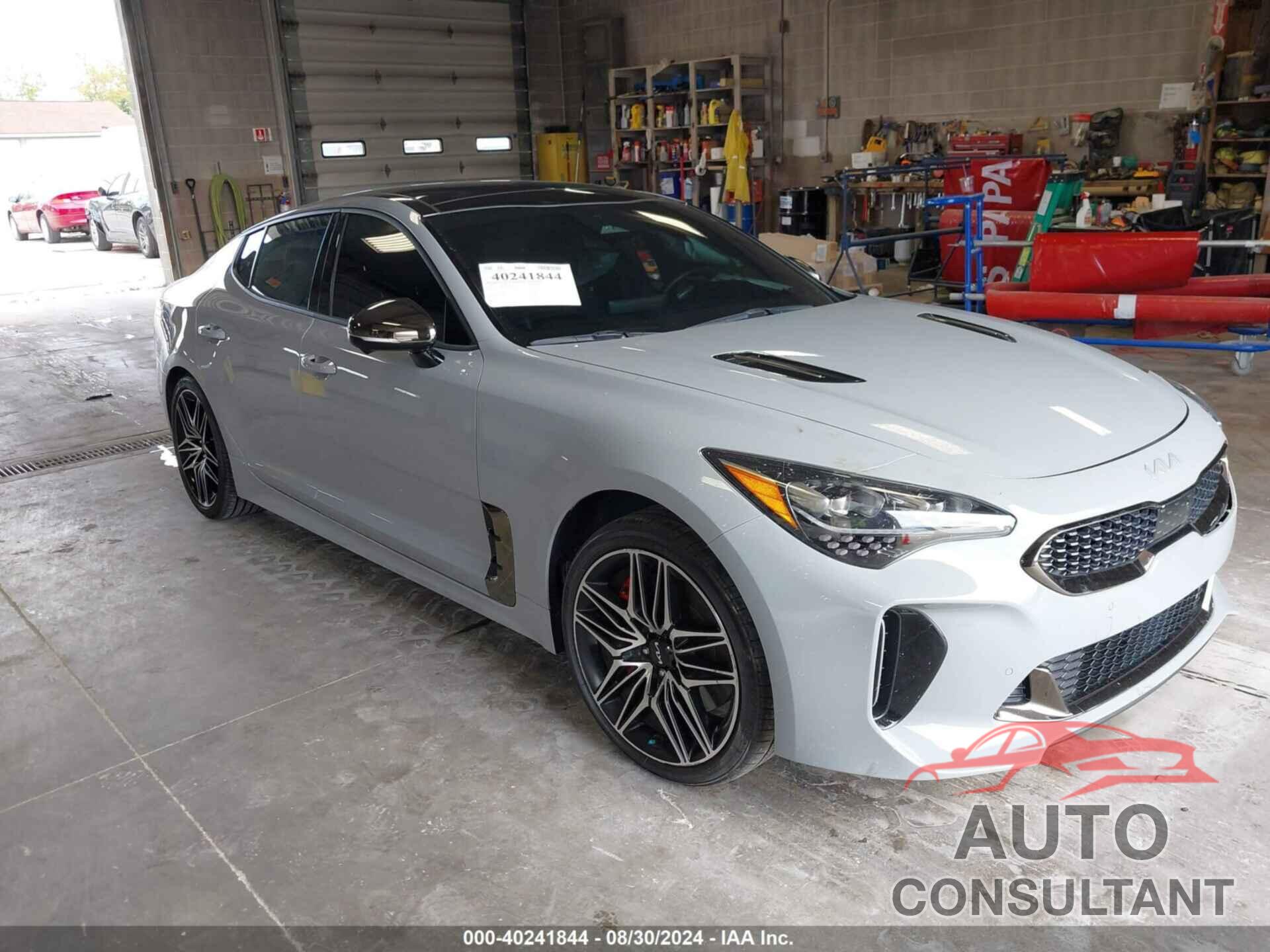 KIA STINGER 2023 - KNAE55LC7P6133949