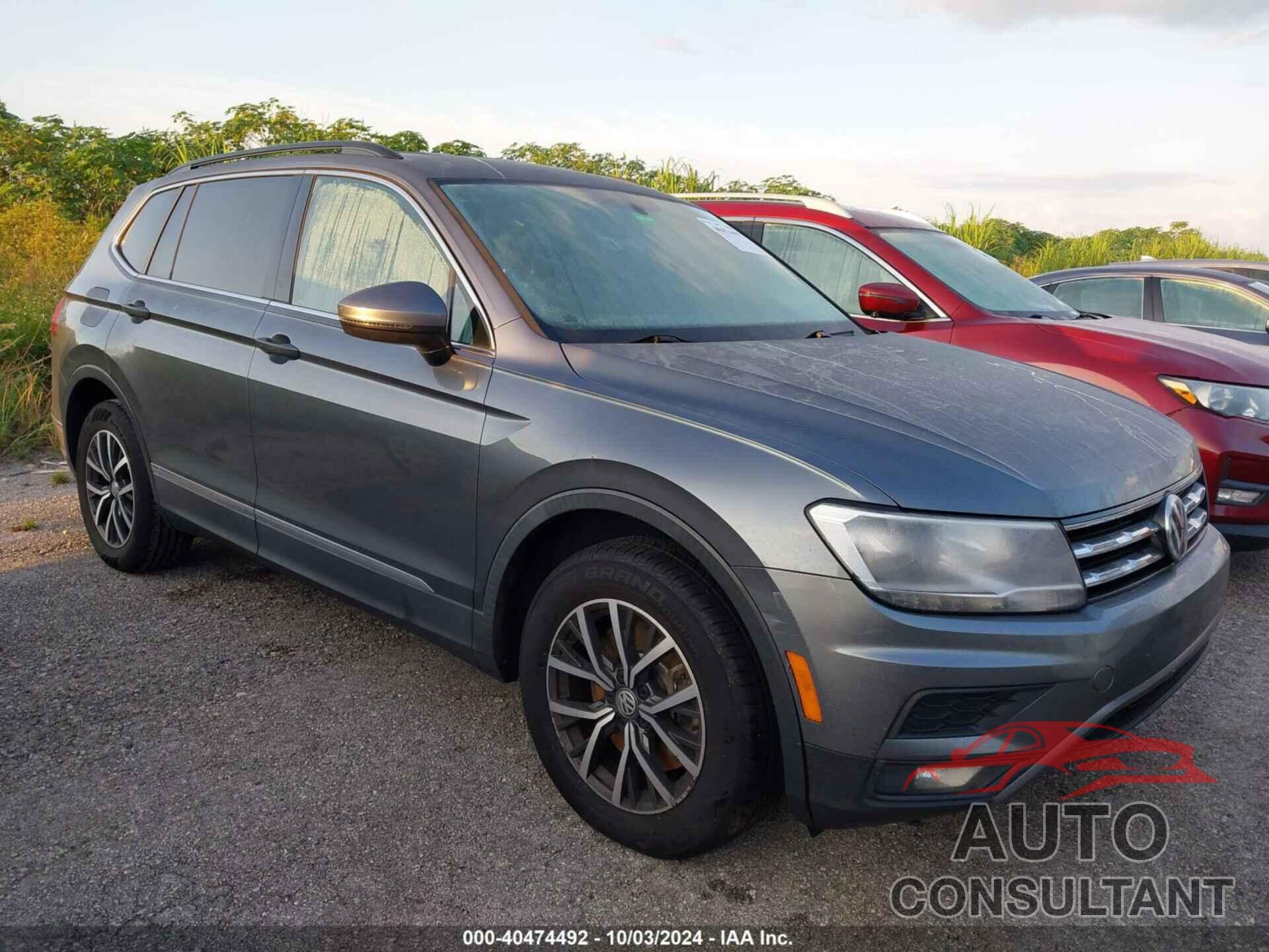 VOLKSWAGEN TIGUAN 2018 - 3VV3B7AX5JM032535