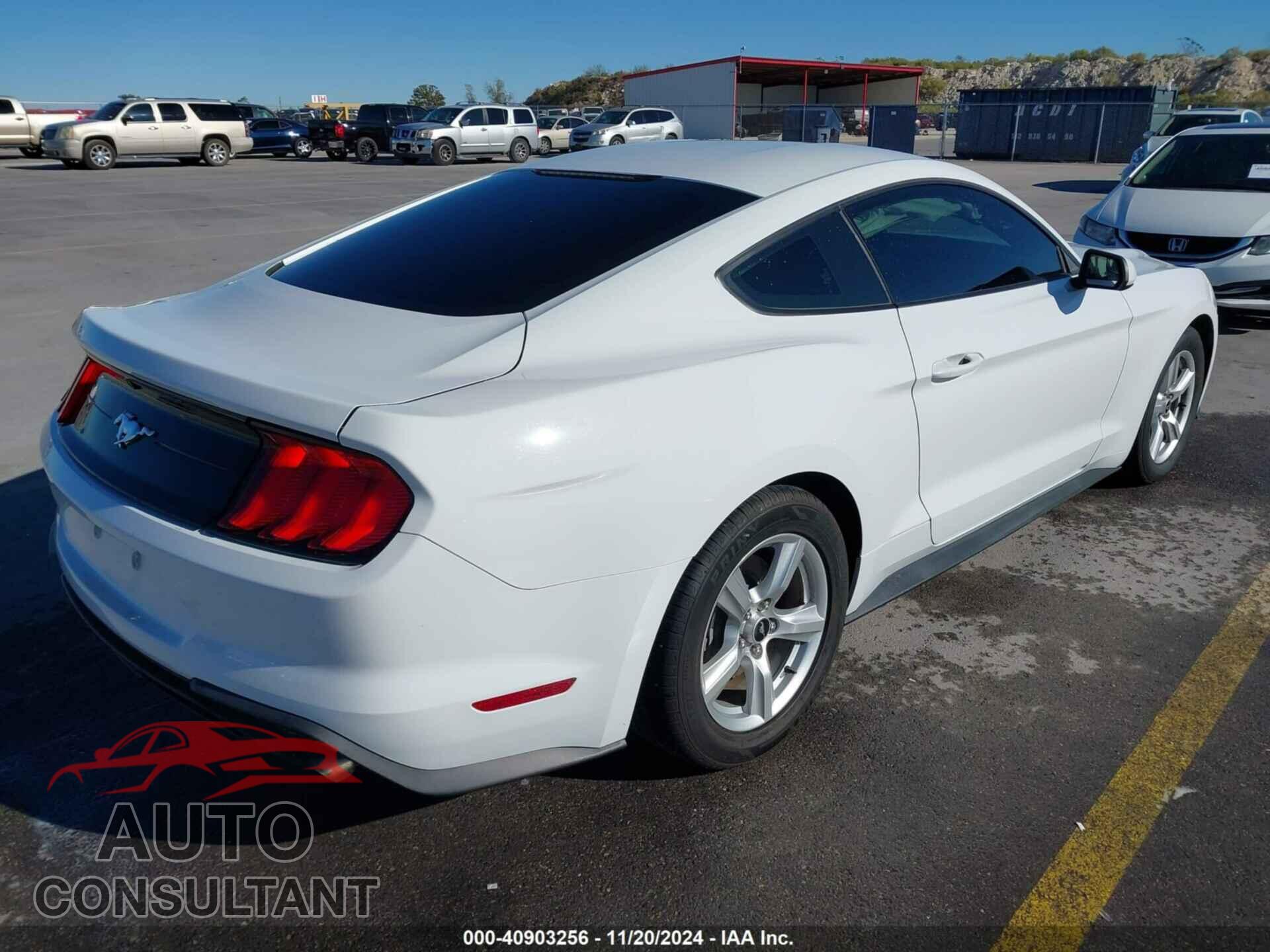 FORD MUSTANG 2018 - 1FA6P8TH5J5144854