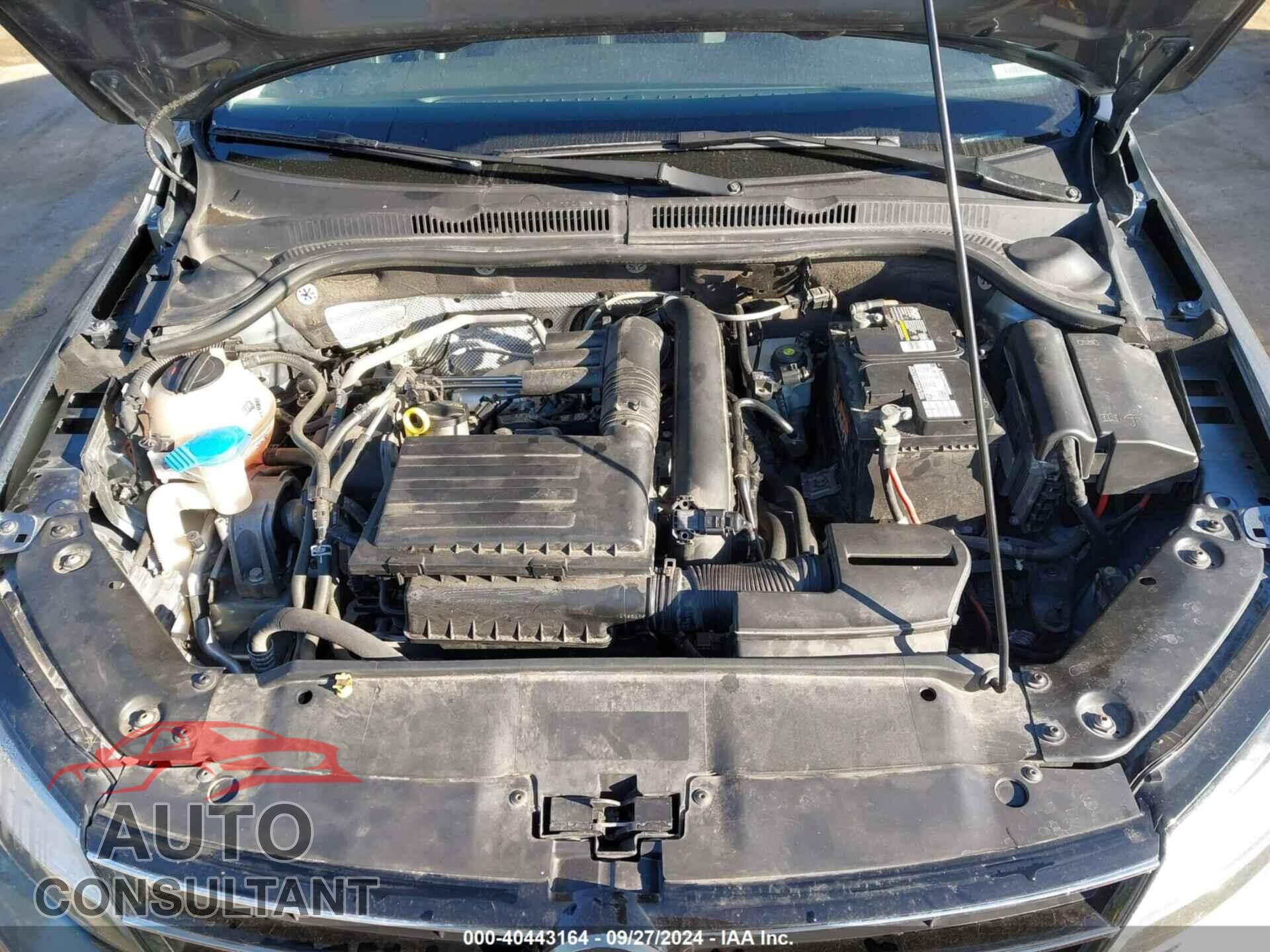 VOLKSWAGEN JETTA 2017 - 3VW2B7AJ8HM228255