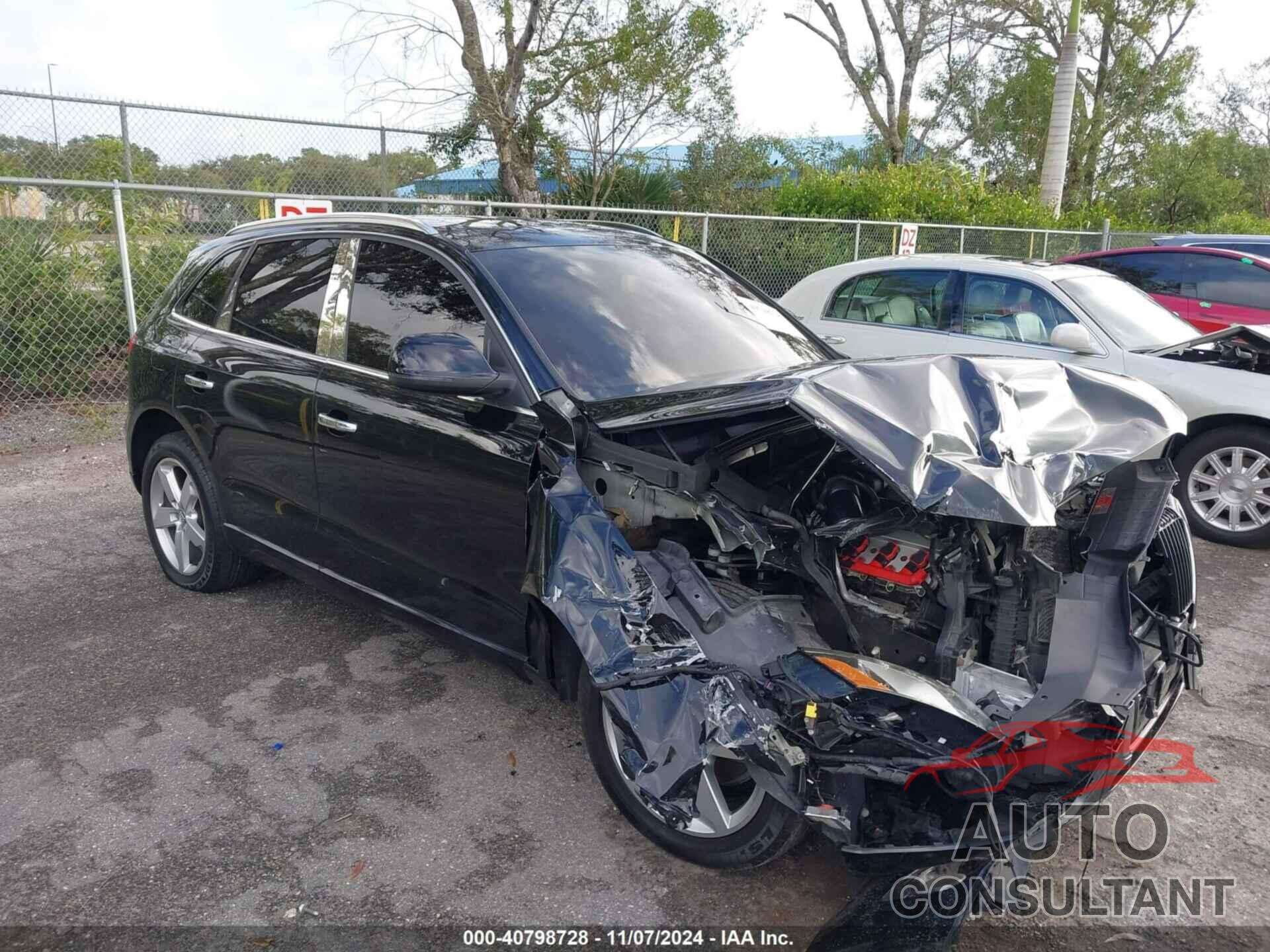 AUDI Q5 2010 - WA1LKAFP2AA019611