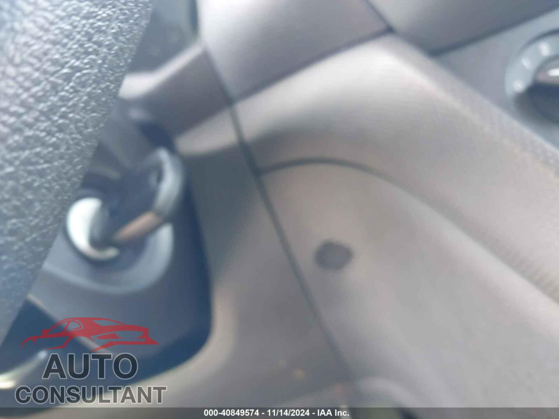 FORD TRANSIT CONNECT 2015 - NM0LS7E71F1208457