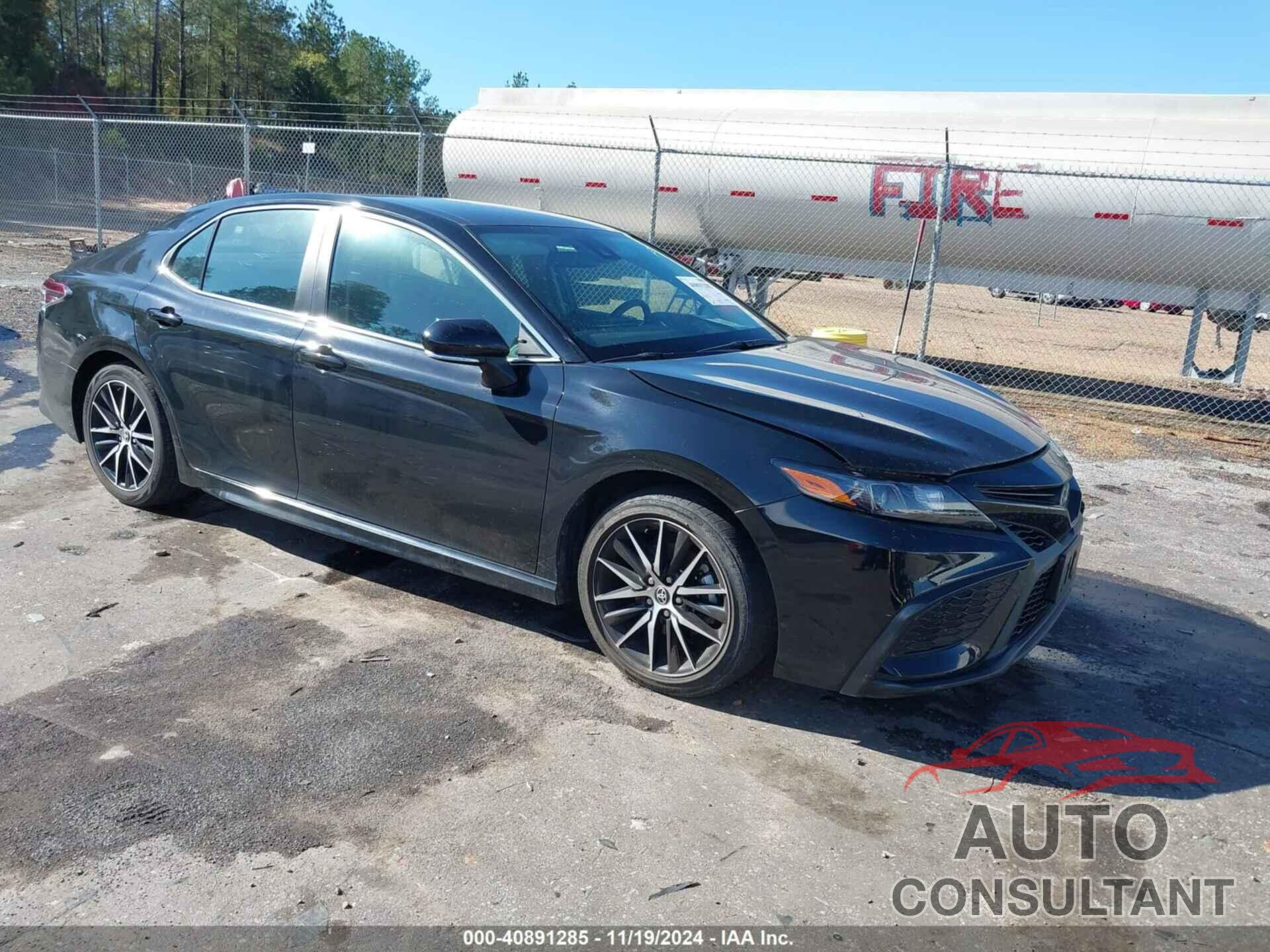 TOYOTA CAMRY 2022 - 4T1G11AK5NU076374