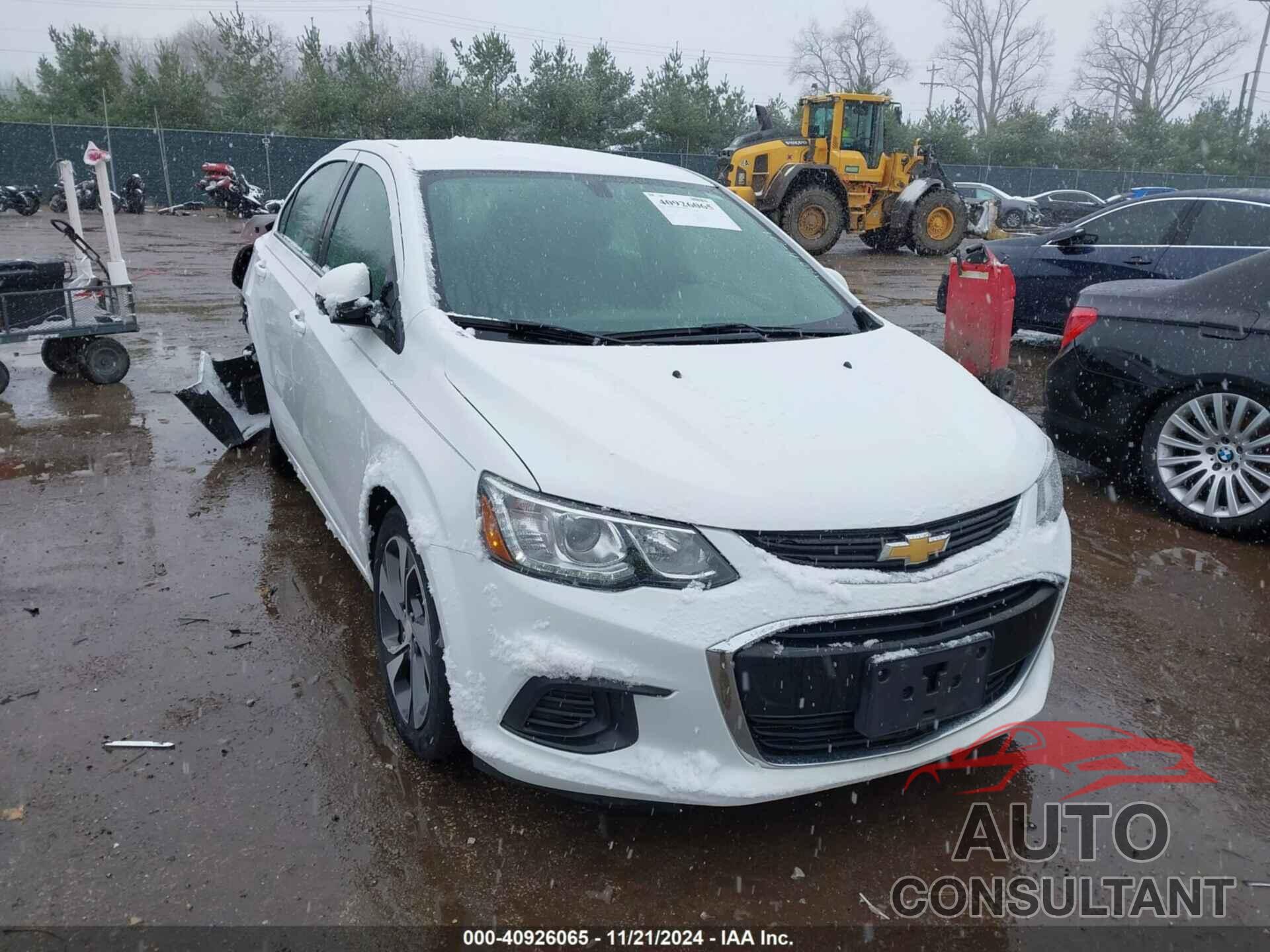 CHEVROLET SONIC 2018 - 1G1JF5SB1J4135165