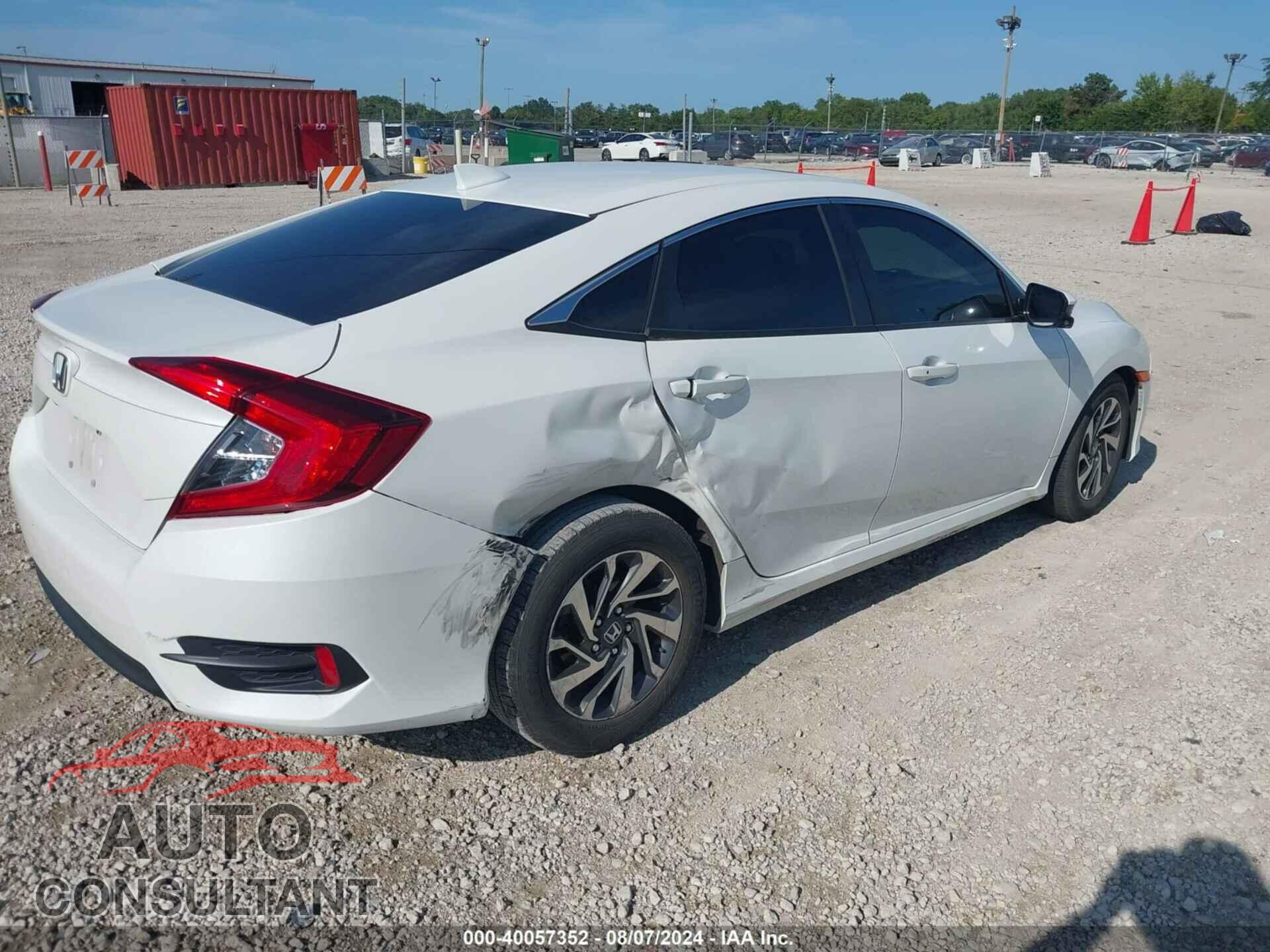 HONDA CIVIC 2018 - 19XFC2F84JE038026